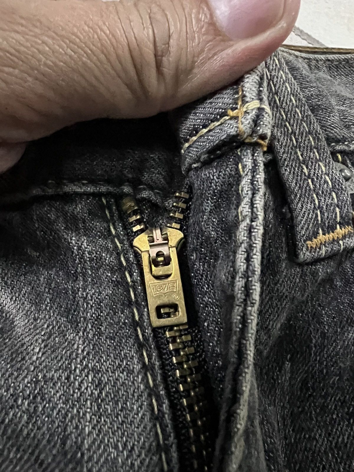 Levi's × Levi's Vintage Clothing VINTAGE 90’s STYLE LEVIS 502 FADED JEANS Size US 28 / EU 44 - 15 Thumbnail