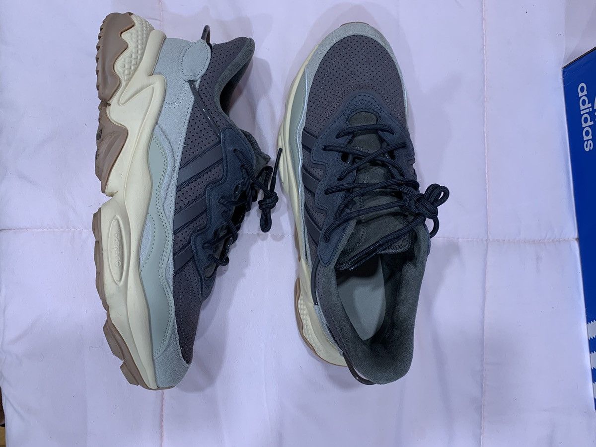 Adidas Adidas Ozweego TR Size US 10 / EU 43 - 3 Thumbnail