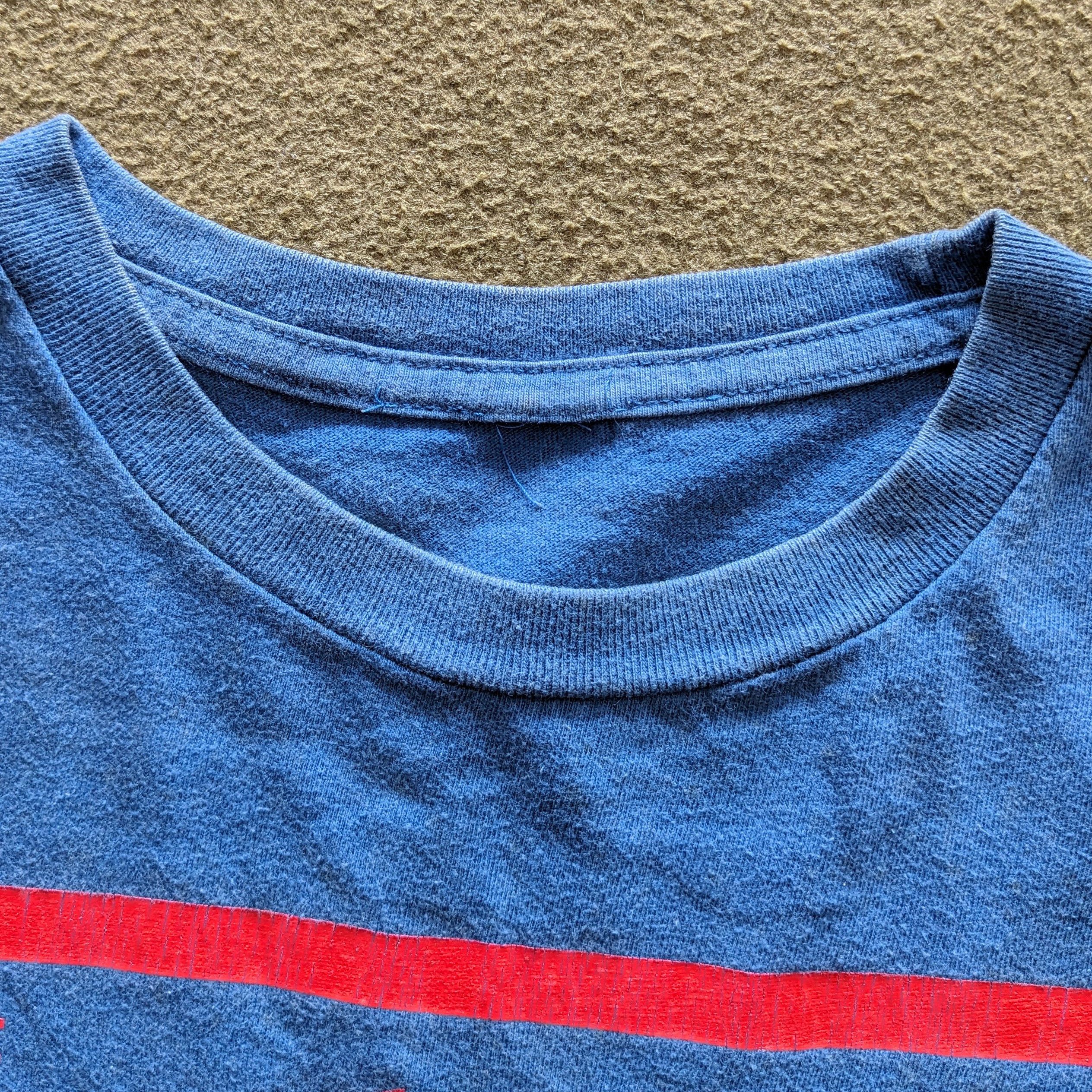 Vintage Vintage OBEY 1989 American Skateboard Style T-shirt Size US L / EU 52-54 / 3 - 4 Thumbnail