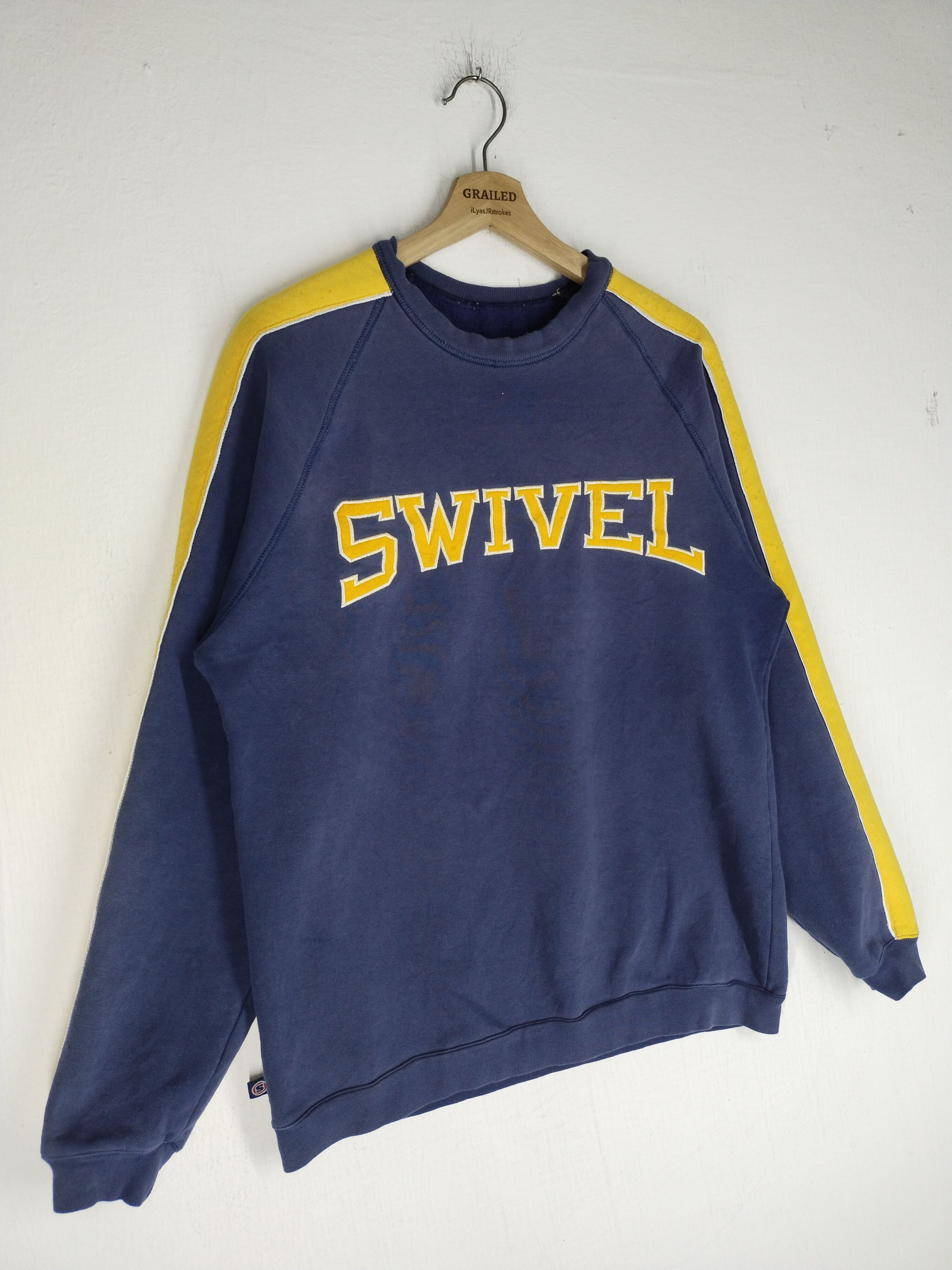 Vintage Vintage Swivel Sweatshirt Size US M / EU 48-50 / 2 - 3 Thumbnail