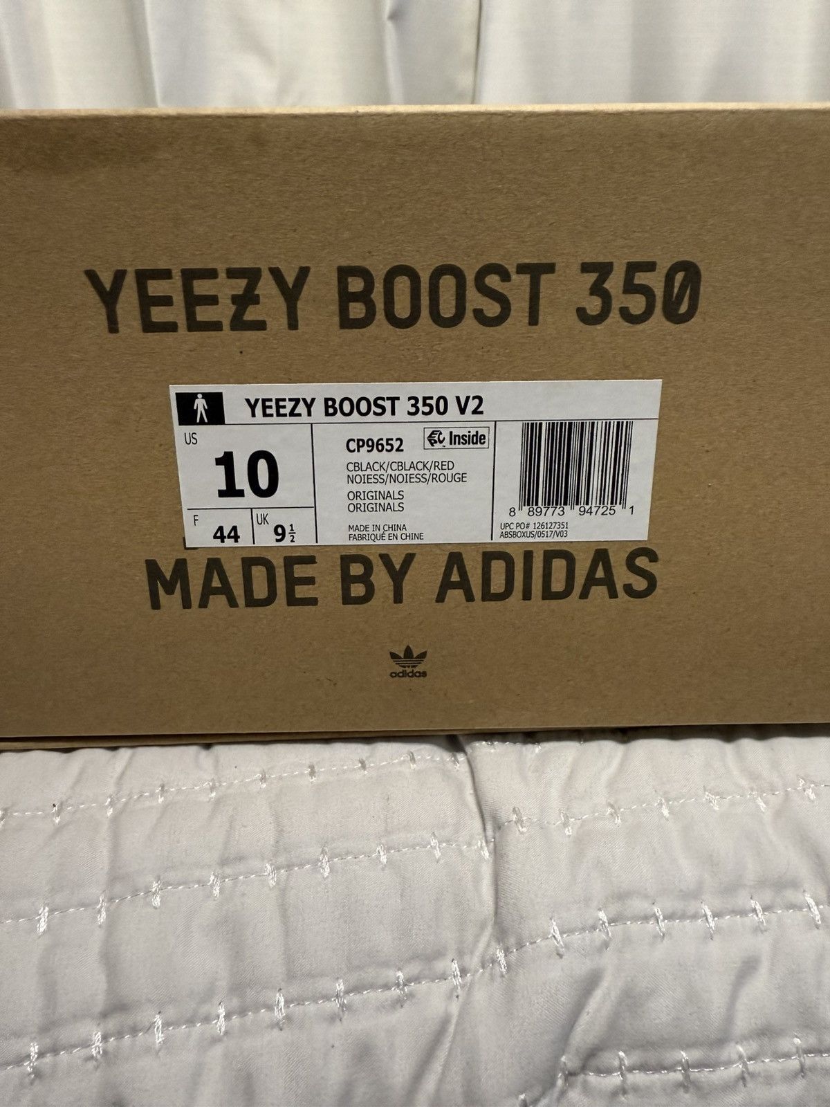 Adidas × Yeezy Yeezy Boost 350 v2 Size US 10 / EU 43 - 9 Thumbnail