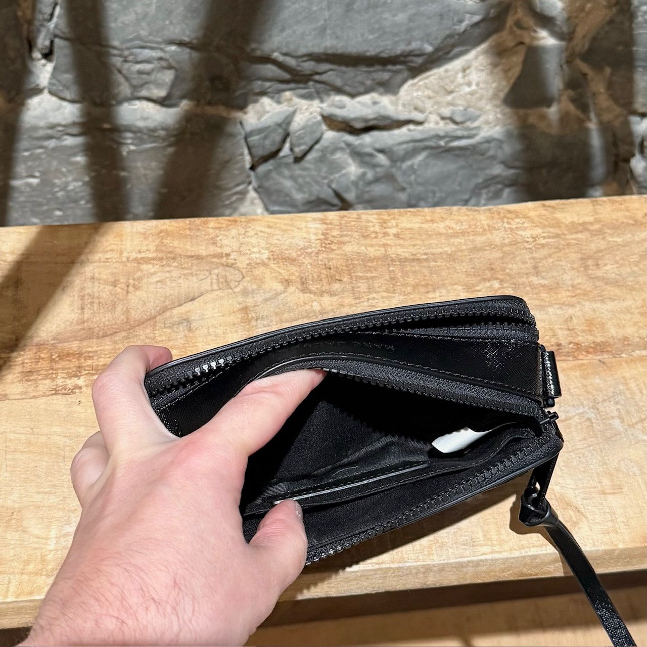 Marc Jacobs Marc Jacobs All Black Leather SnapShot Camera Bag Size ONE SIZE - 11 Thumbnail