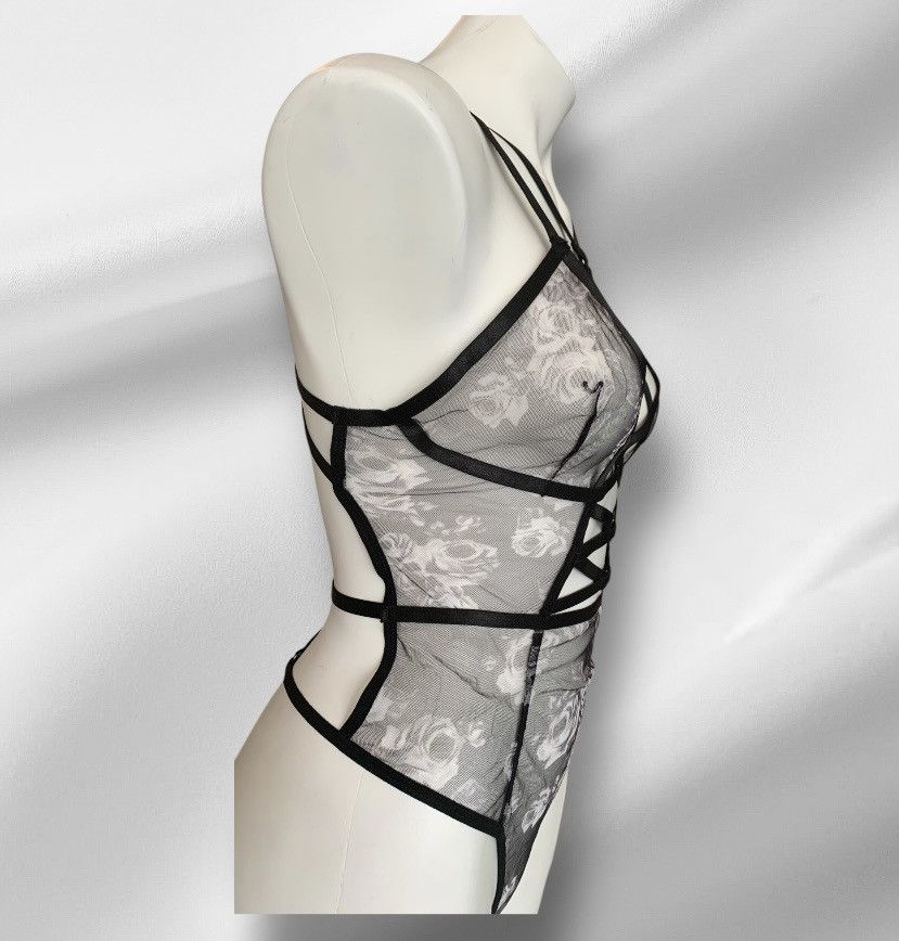 Designer NWT Grey & Black Floral Mesh Bodysuit Sheer Thong S/M Size M / US 6-8 / IT 42-44 - 7 Thumbnail