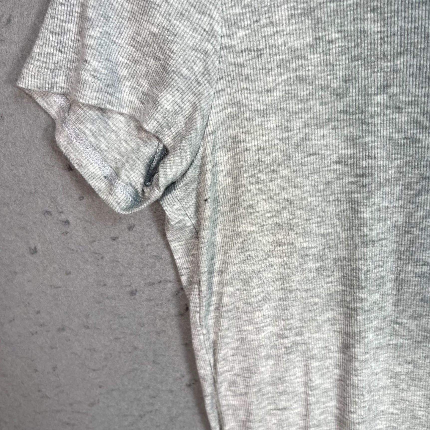 Vintage VINTAGE Sunday Best T-Shirt Shirt Womens Medium Gray Short Sleeve 7/10 90s? (Avoid adding new details; use given but optimize) Size M / US 6-8 / IT 42-44 - 4 Thumbnail