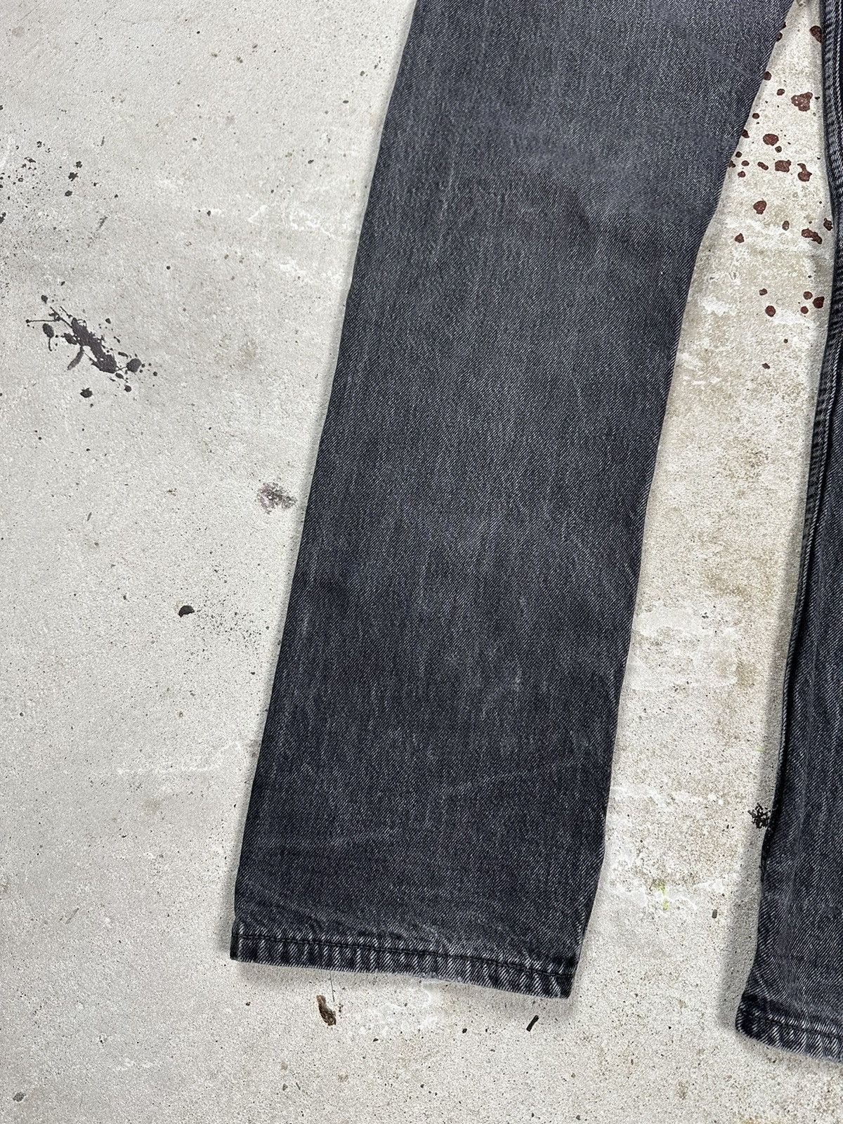 Levi's × Vintage Vintage 90s Levi’s 501 Distressed Washed Grey Denim Pants Size US 30 / EU 46 - 11 Thumbnail