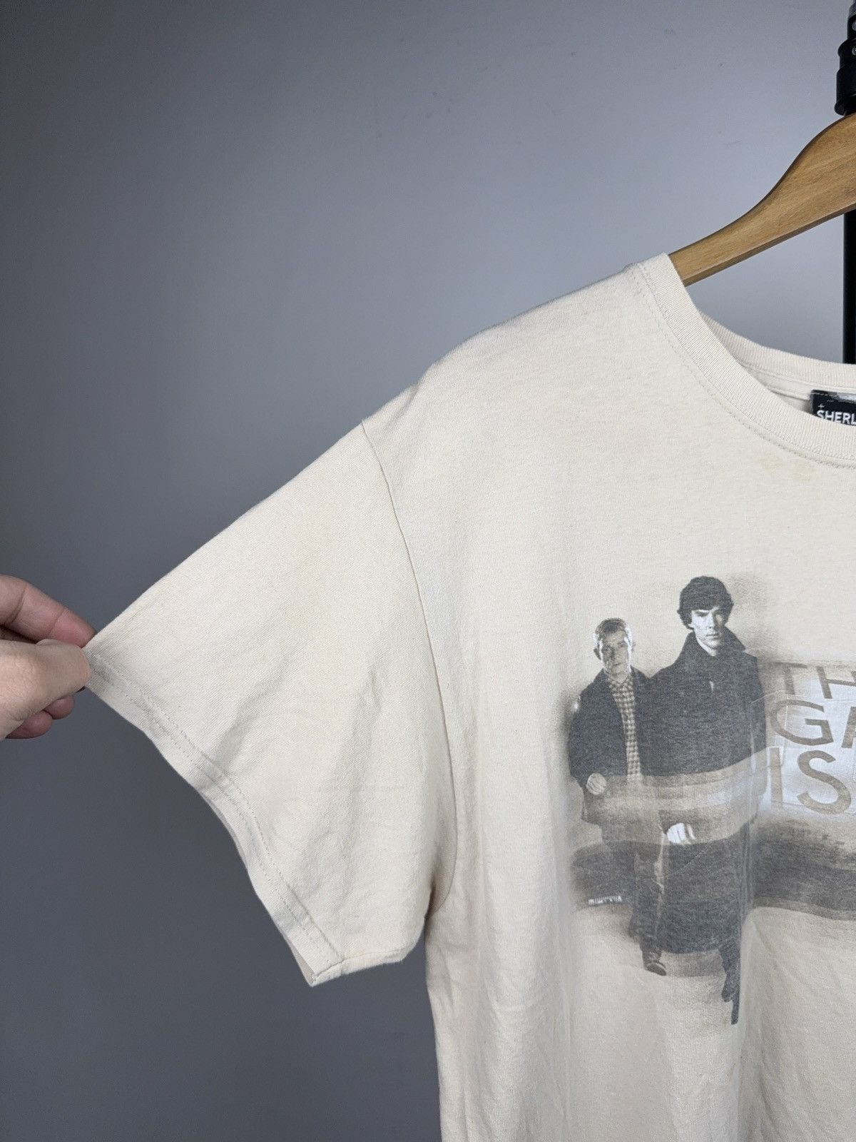 Vintage 00s Sherlock BBC The Game Is On Promo T-Shirt 2013 Size US L / EU 52-54 / 3 - 7 Thumbnail