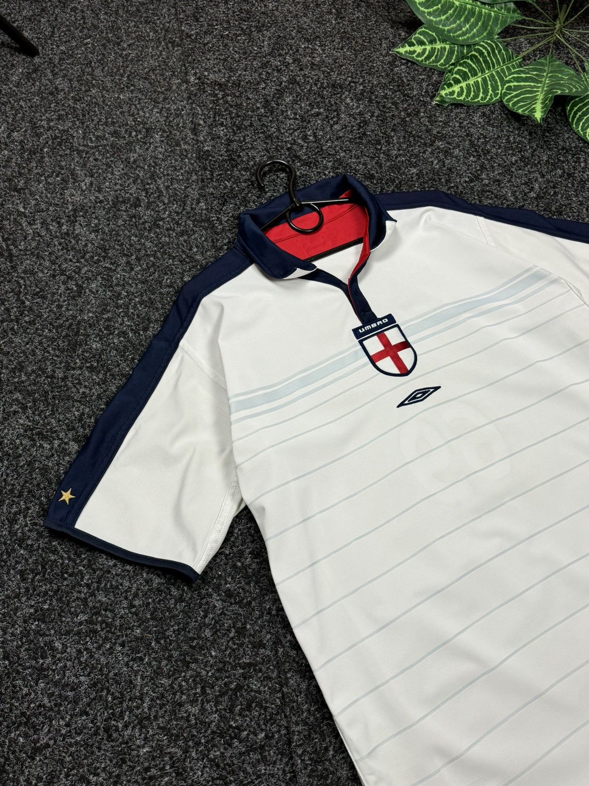 Umbro × Vintage UMBRO ENGLAND 🏴󠁧󠁢󠁥󠁮󠁧󠁿 Double-sided football T-shirt Kellow 69 Size US L / EU 52-54 / 3 - 8 Thumbnail
