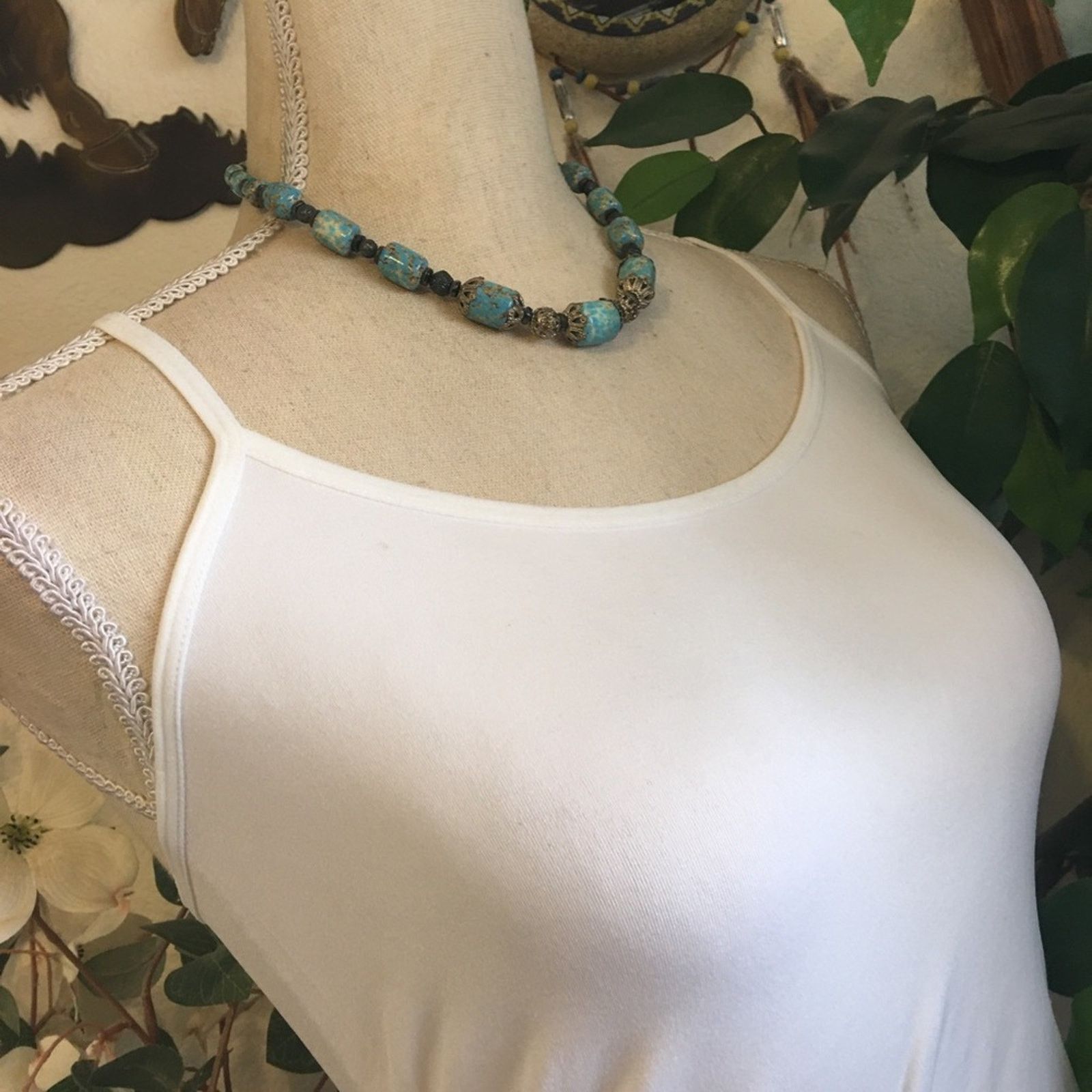 Vintage Vintage Caribbean blue jasper bead necklace Size ONE SIZE - 2 Thumbnail