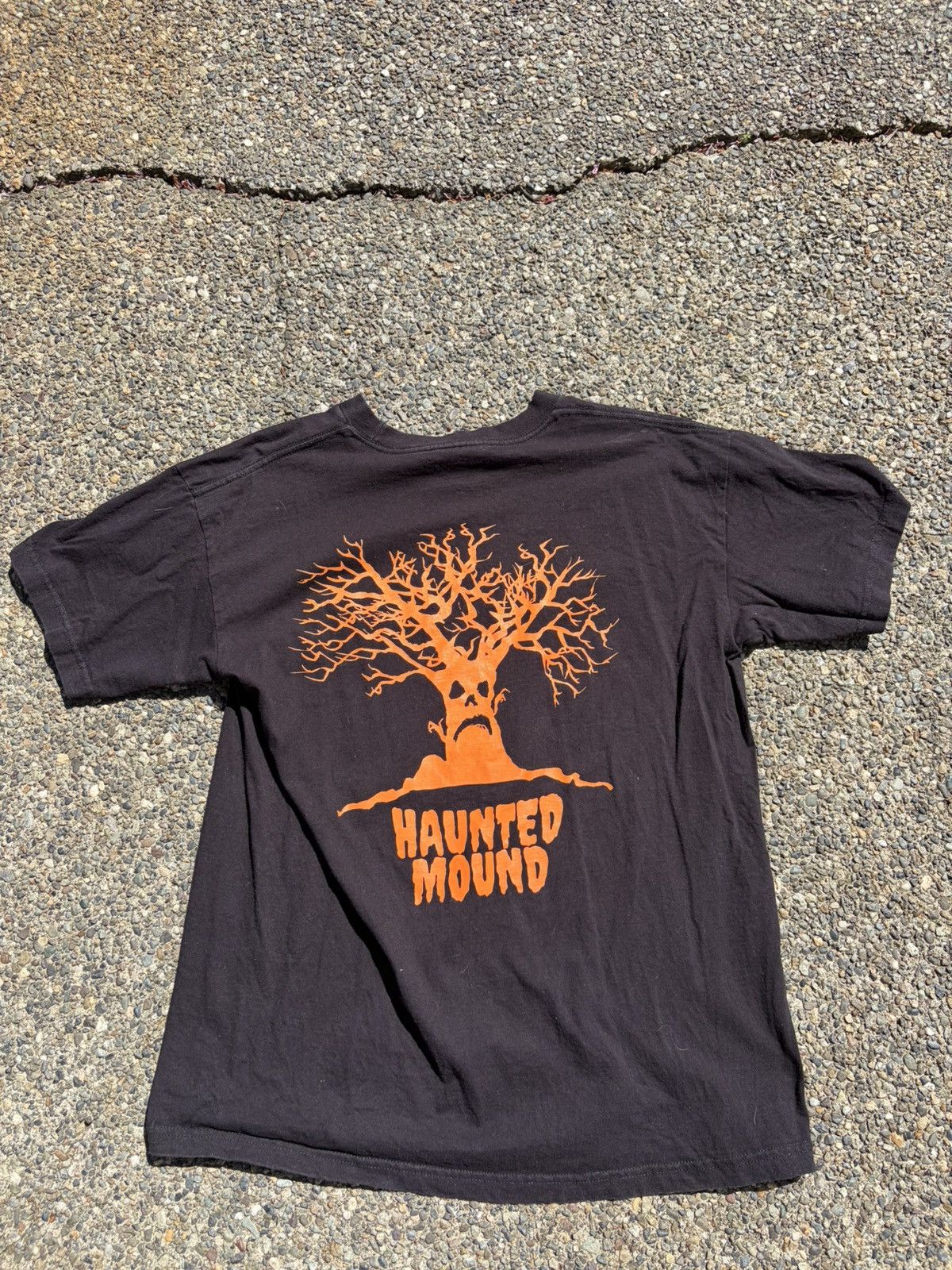Haunted Mound Haunted mound merch from 2022 Size US L / EU 52-54 / 3 - 2 Thumbnail