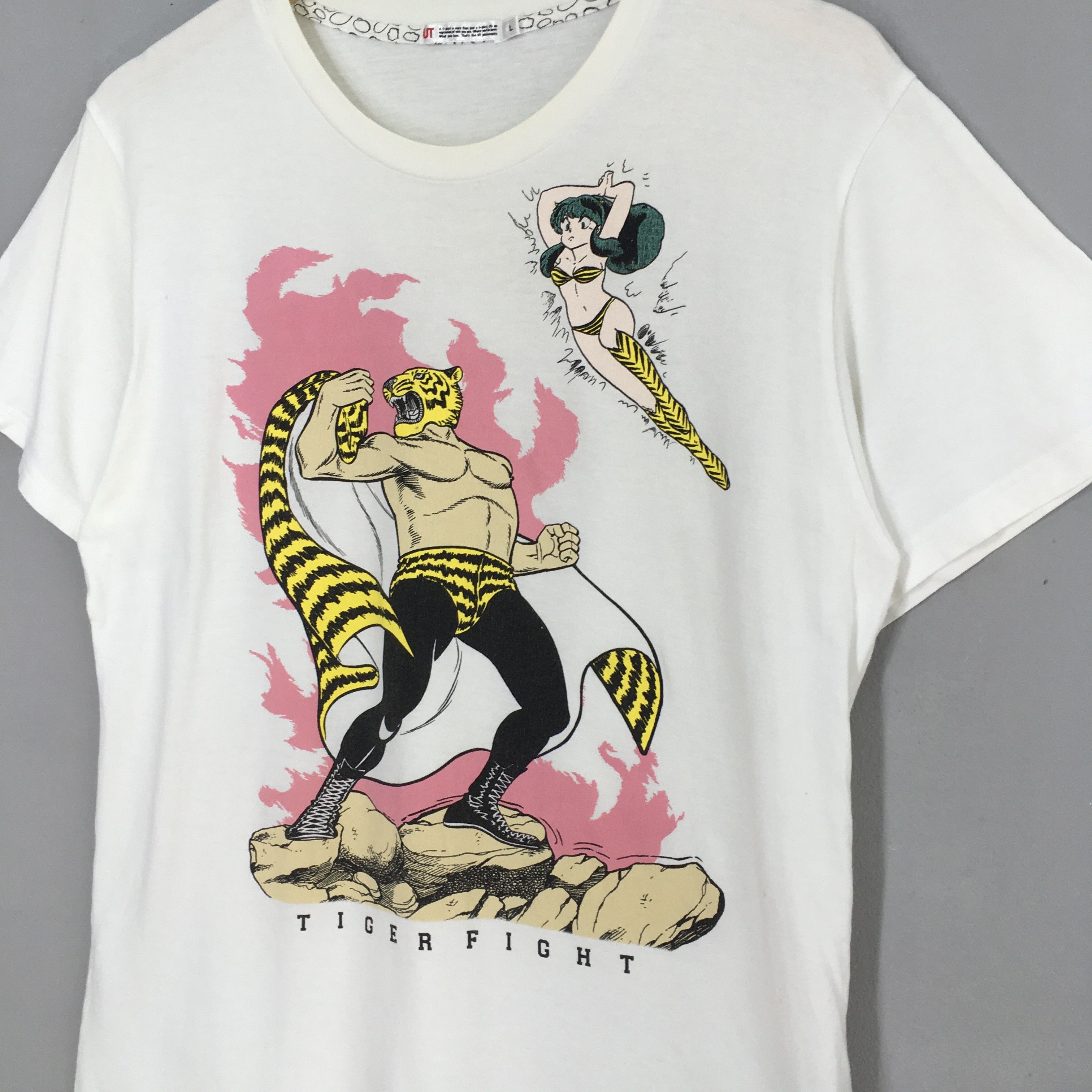 Anime × Uniqlo × Vintage Urusei Yatsura Tiger Fight Anime Manga Tshirt Size L Size US L / EU 52-54 / 3 - 4 Thumbnail