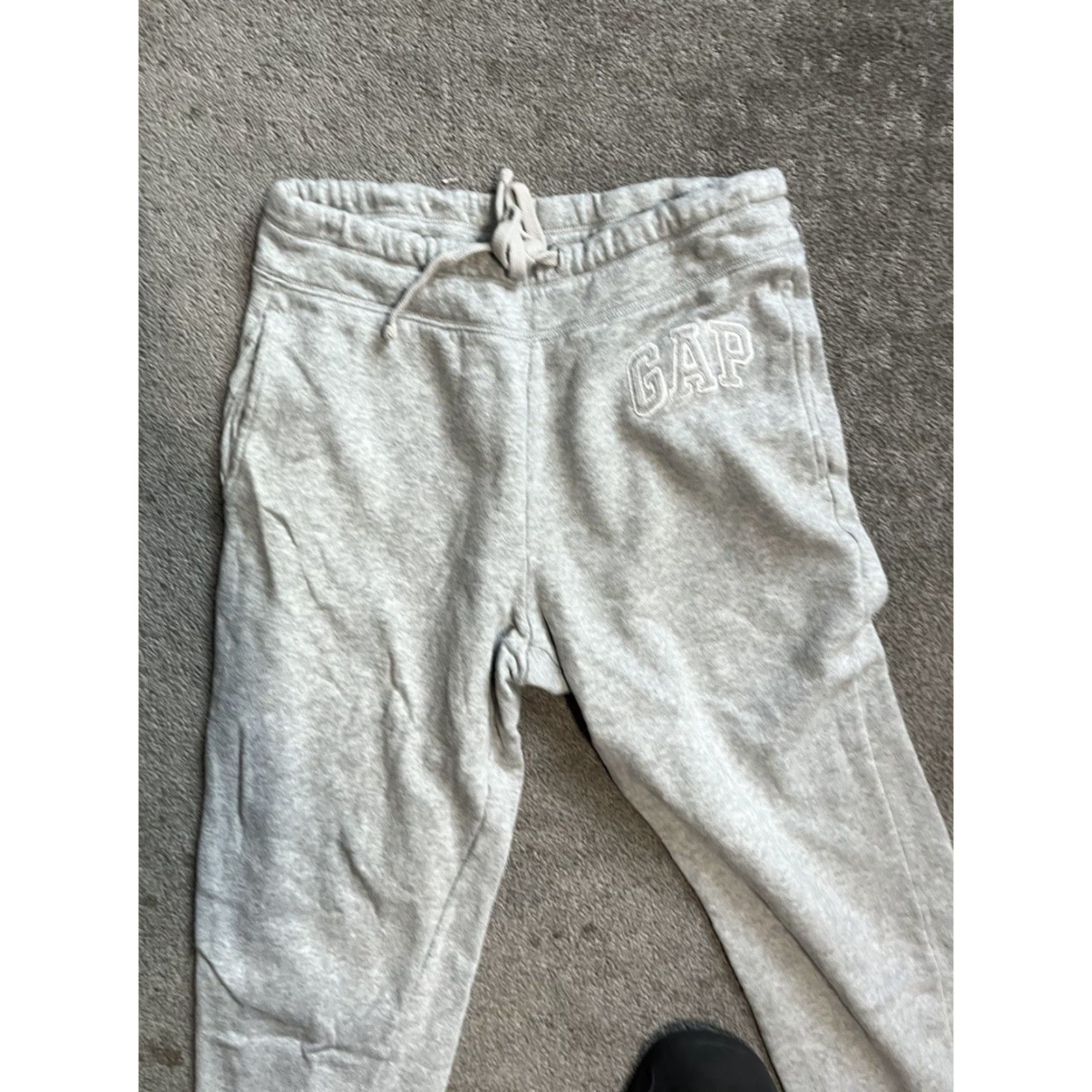 Gap Gap Sweatpants Gray Solid Size Small Womens Regular Pockets Logo Athleisure Size 28" / US 6 / IT 42 - 2 Thumbnail