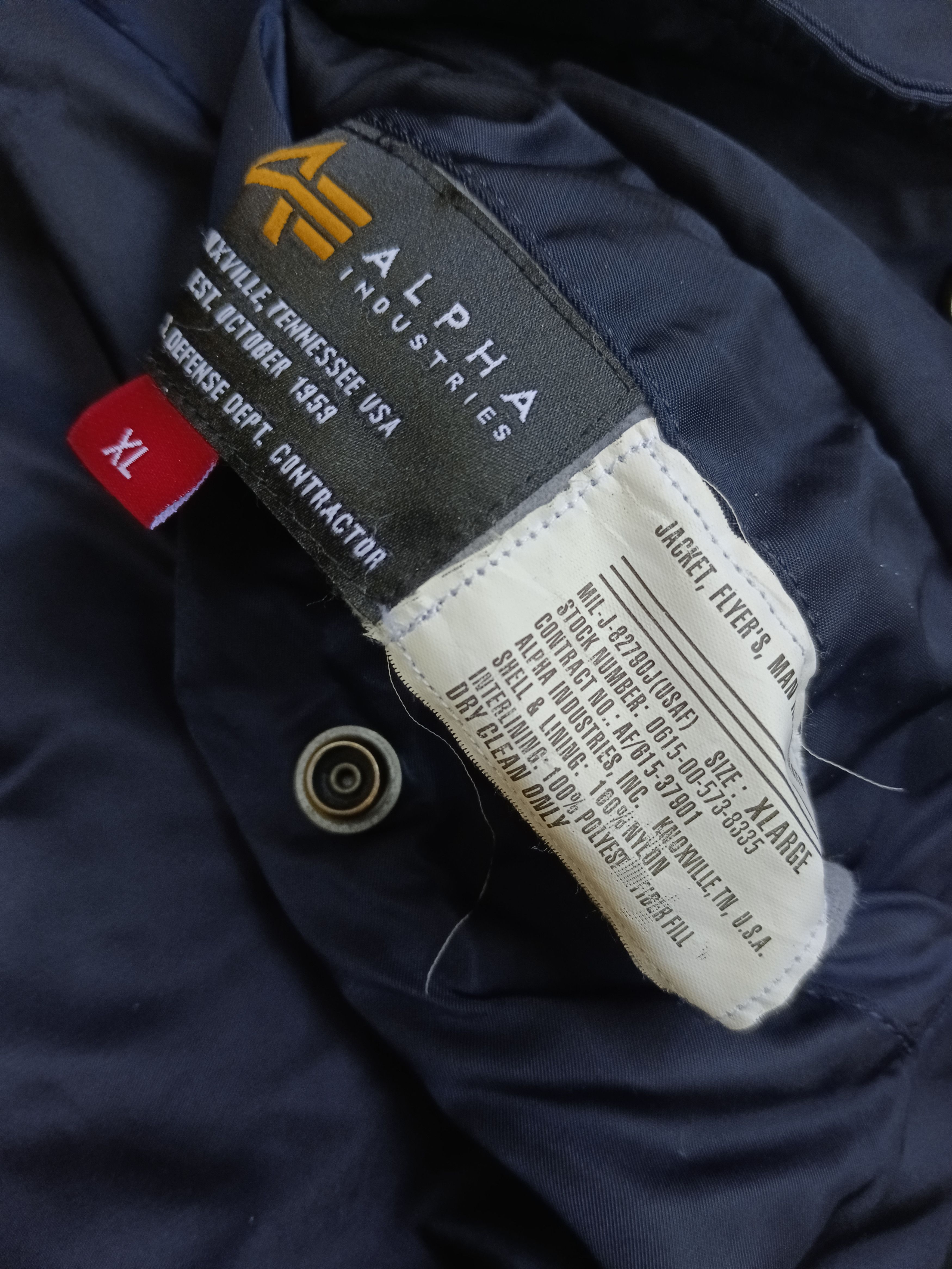Avirex MILITARY ALPHA INDUSTRY RIVERSIBLE BOMBER Size US XL / EU 56 / 4 - 6 Thumbnail