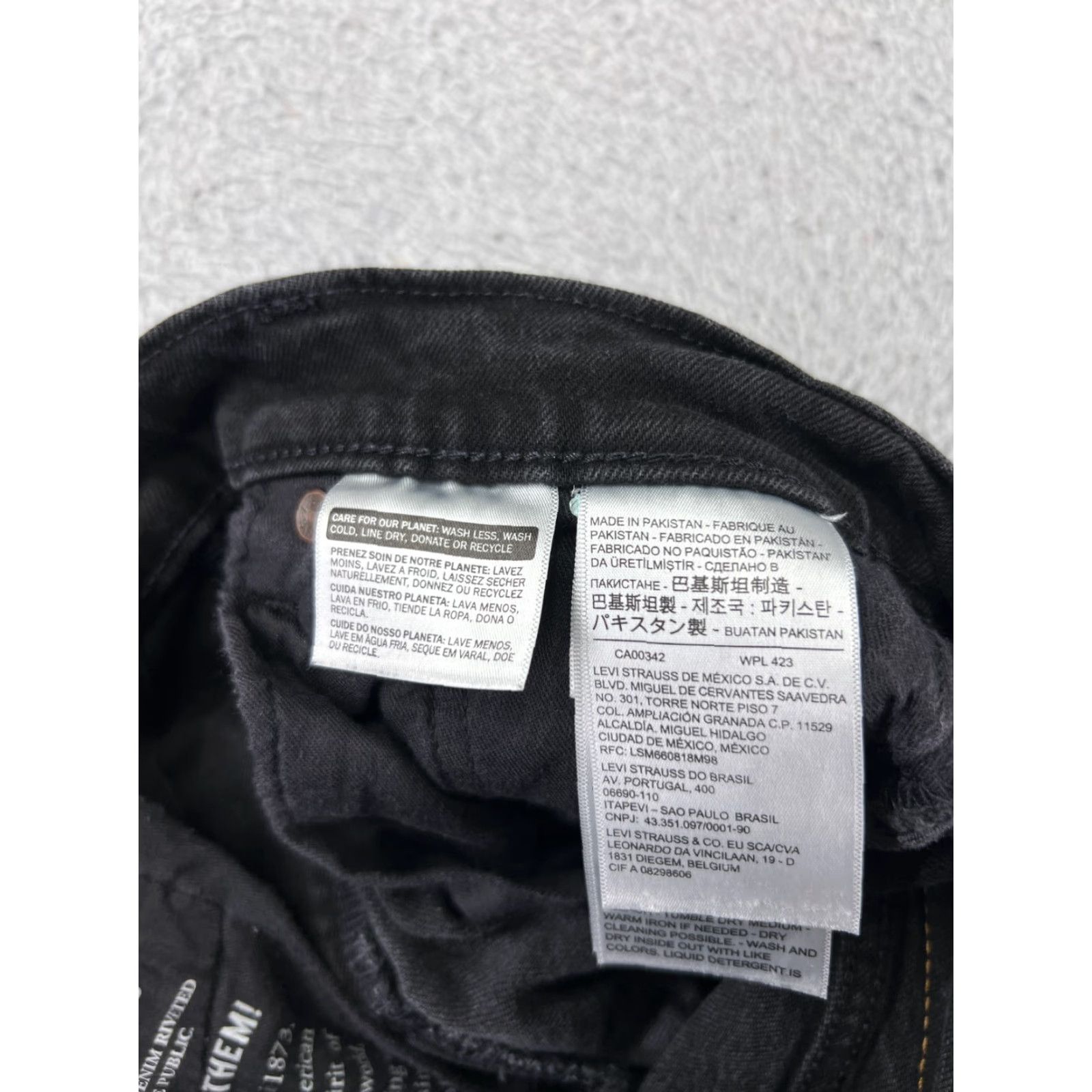 Levi's VINTAGE Levis Premium Jeans Womens 29 Back Denim Skinny Taper Cotton Blend Black 5-Pocket Design Mens? Size 29" - 5 Thumbnail