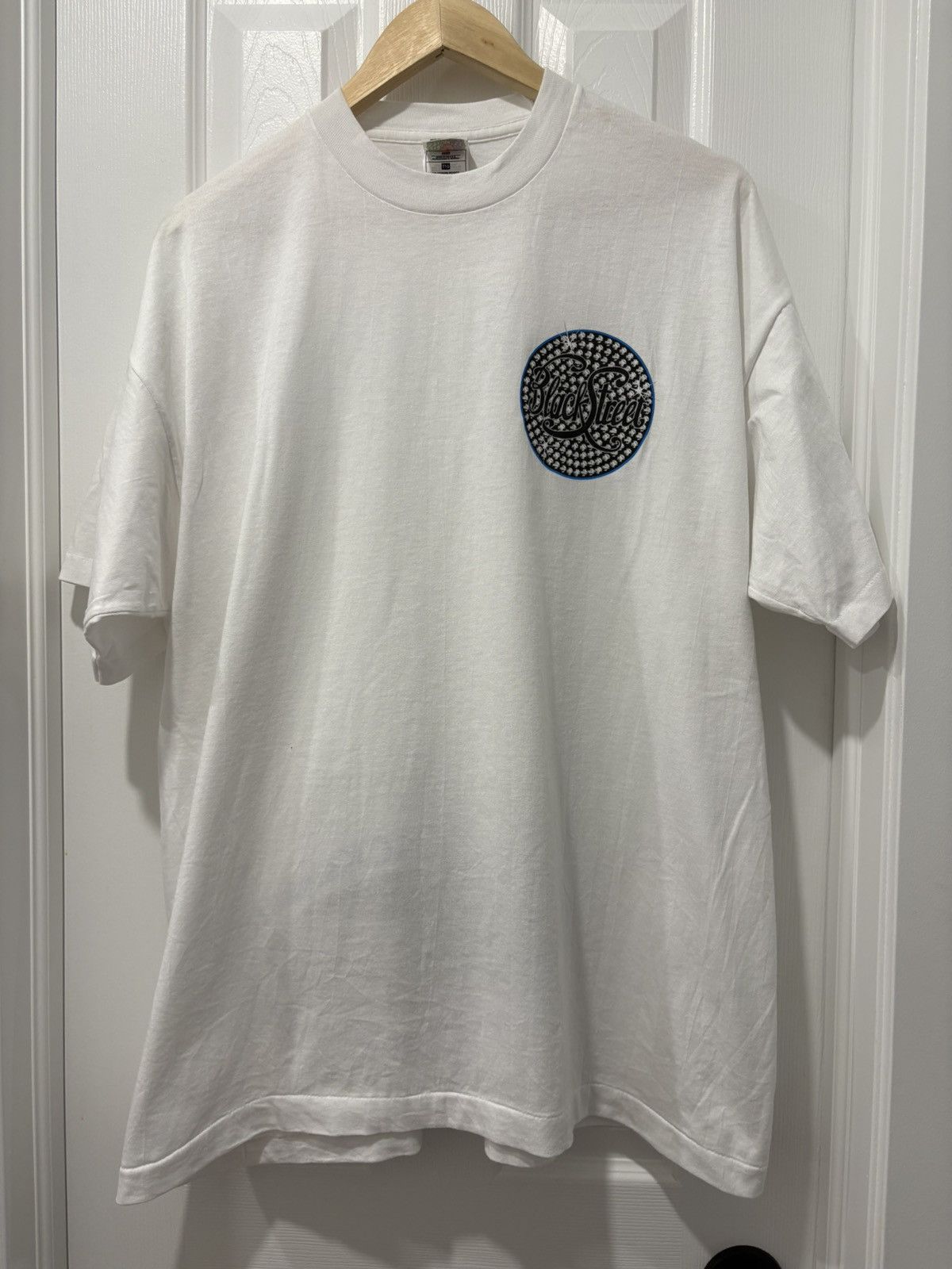 Vintage Vintage Blackstreet Rap Tee T-Shirt Double sided 1997 2XL Size US XXL / EU 58 / 5 - 1 Thumbnail