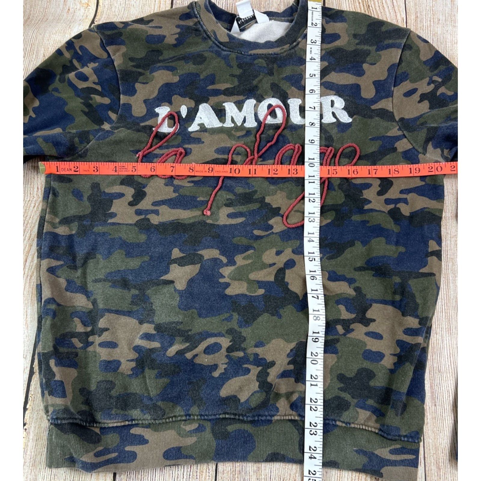 Eleven Paris Eleven Paris Sweatshirt Crewneck Camo Multicolor L’amour La Plage Size S Small Mens Pullover Regular Crewneck Fading Pre owned Size US S / EU 44-46 / 1 - 5 Thumbnail