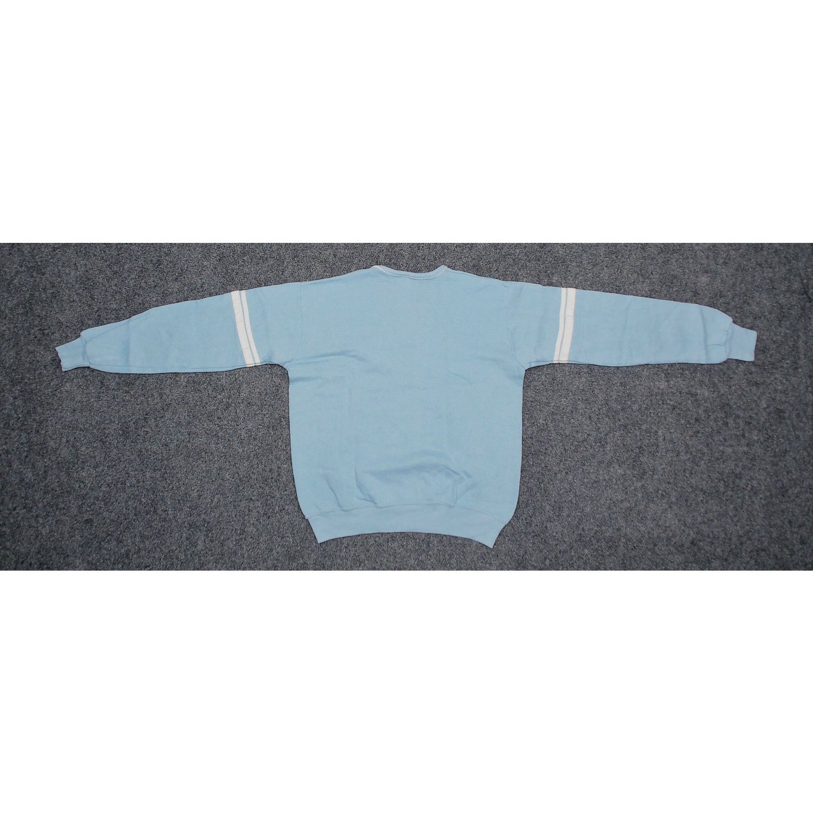 Vintage Bassett-Walker 80s USA Made Striped Sleeve Baby Blue V-Neck Size M / US 6-8 / IT 42-44 - 6 Thumbnail