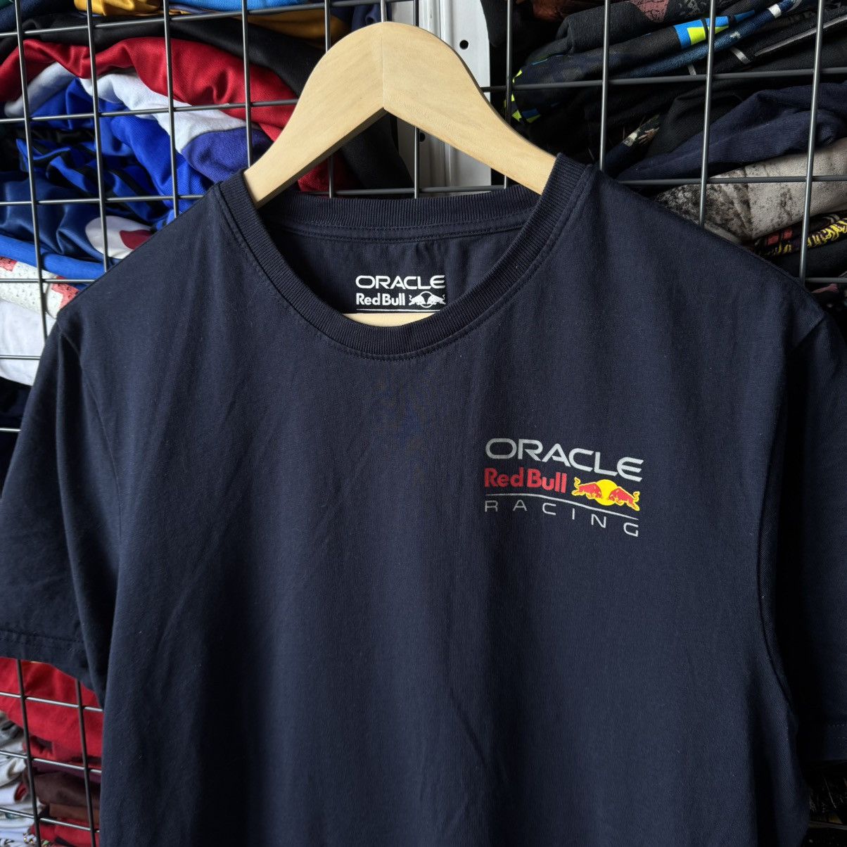 Red Bull Red Bull Oracle F-1 Racing Castore T-shirt Size US XL / EU 56 / 4 - 4 Thumbnail