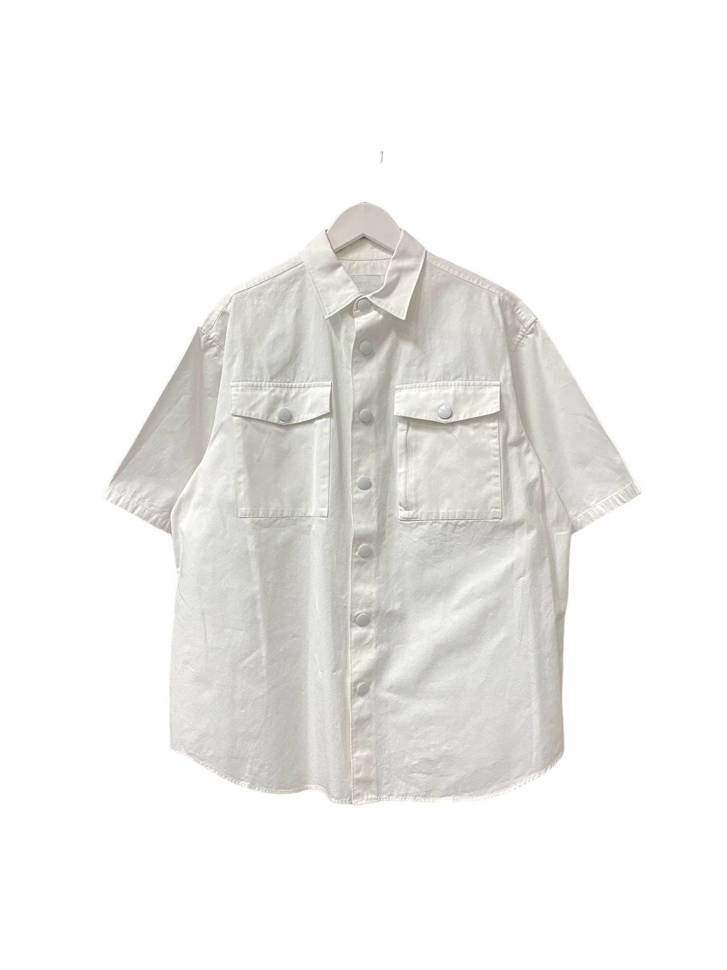 Prada Prada Logo Patch Work Shirt Size M Size US M / EU 48-50 / 2 - 1 Thumbnail
