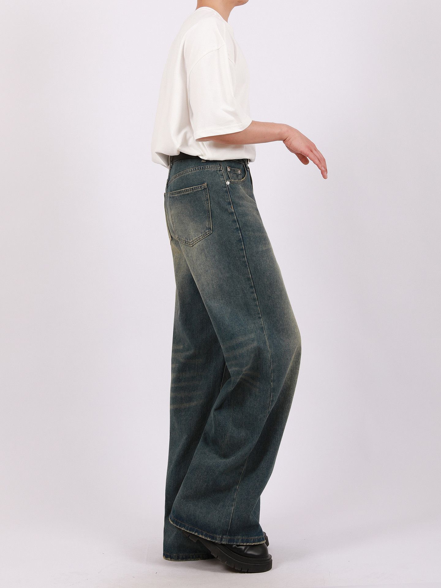 Japanese Brand × Jean Vintage distressed washed American loose wide-leg jeans Size US 32 / EU 48 - 6 Thumbnail