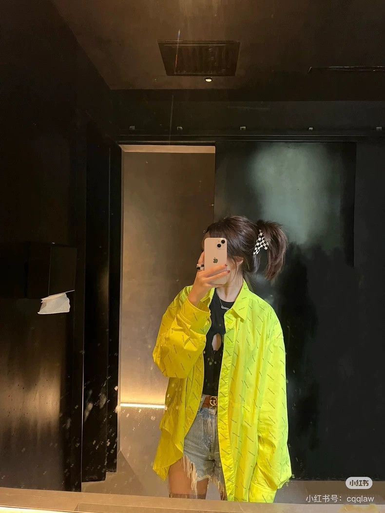 Balenciaga Balenciaga size 34 Fluorescent Yellow Full Print Shirt 250 Size US M / EU 48-50 / 2 - 7 Thumbnail