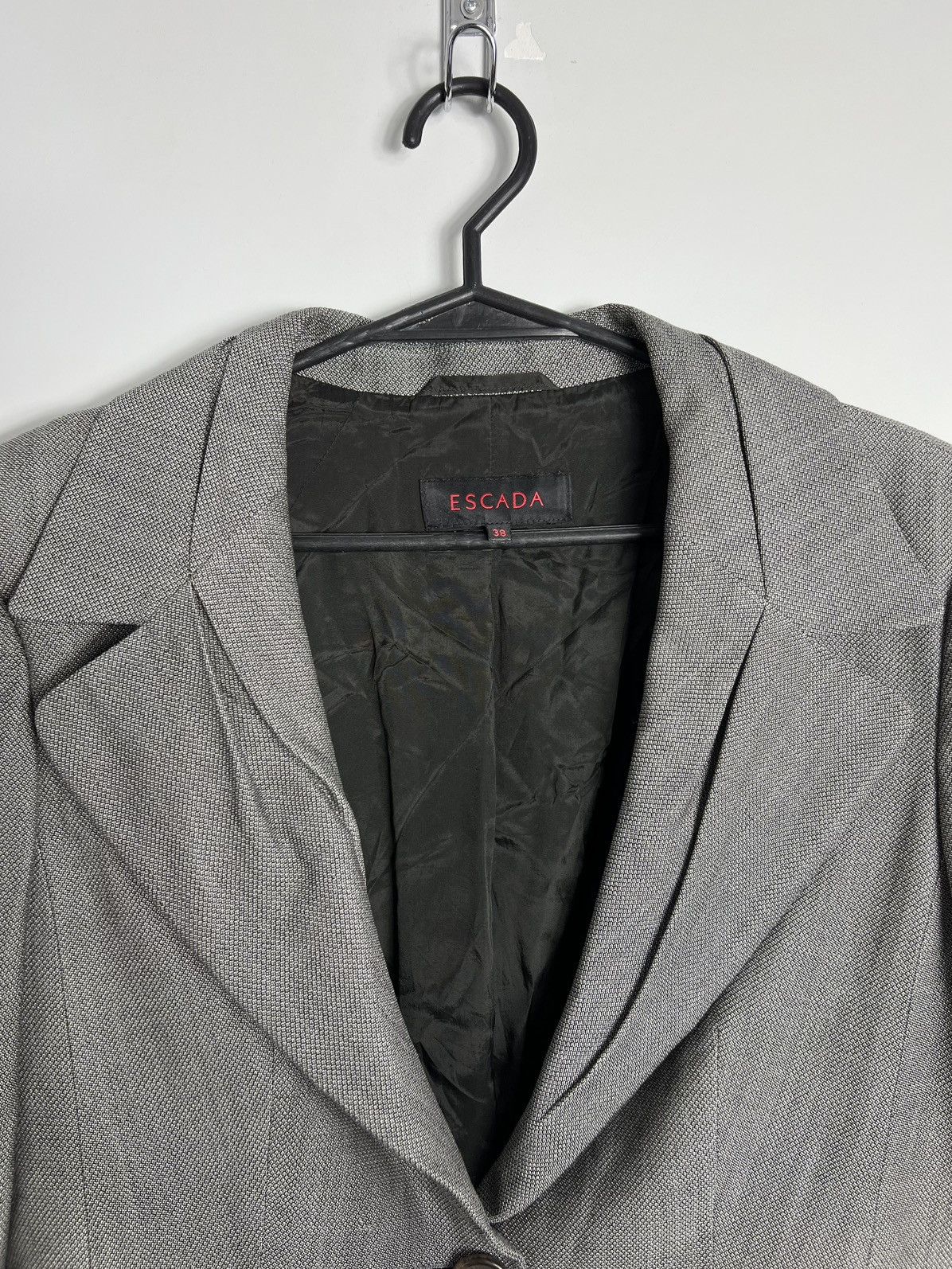 Escada Elegant Escada Silk/Wool Blazer Size M / US 6-8 / IT 42-44 - 3 Thumbnail