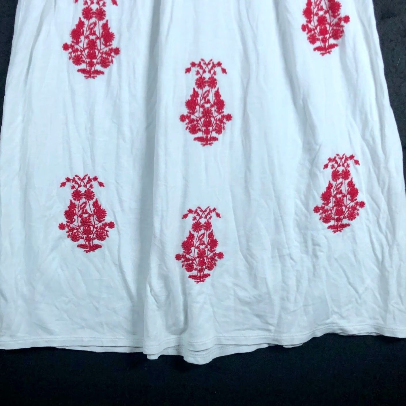 Ann Taylor VINTAGE Ann Taylor LOFT Womens Blouse White Red Embroidered Sleeveless Tank Medium Size M / US 6-8 / IT 42-44 - 3 Thumbnail