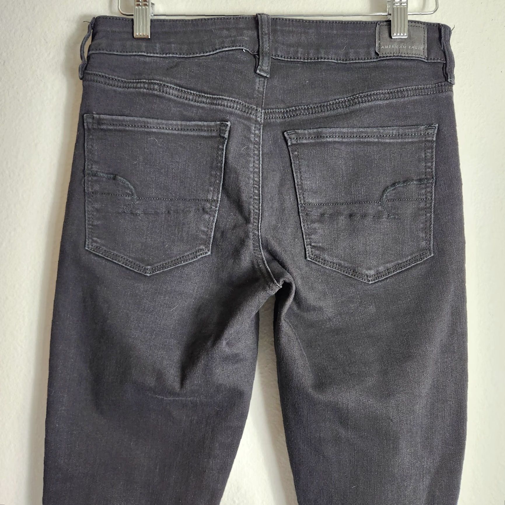 American Eagle Outfitters American Eagle Womens Black Next Level Stretch Distressed Jeggings-Size 6 Jeans Womens Size ONE SIZE - 7 Thumbnail