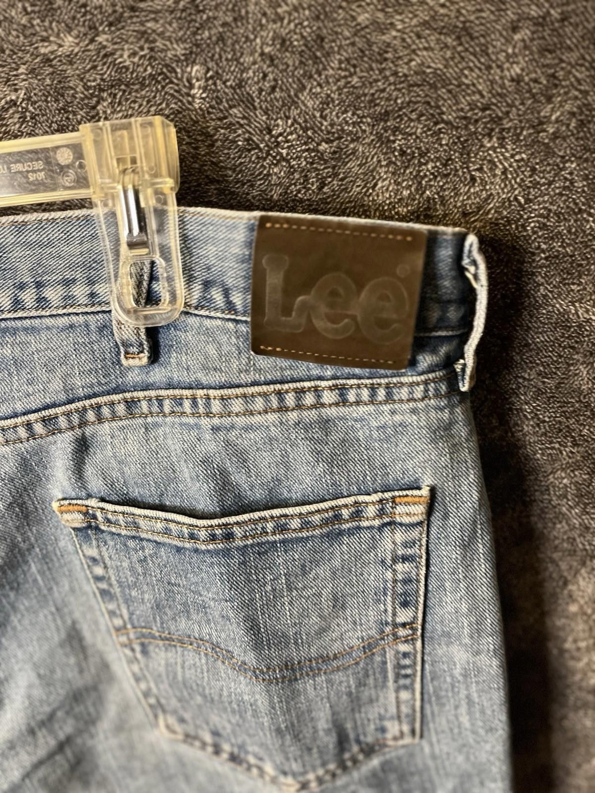 Lee Lee Regular Fit Straight Jeans Mens 40x32 Light Wash Mexico Size US 40 / EU 56 - 4 Thumbnail