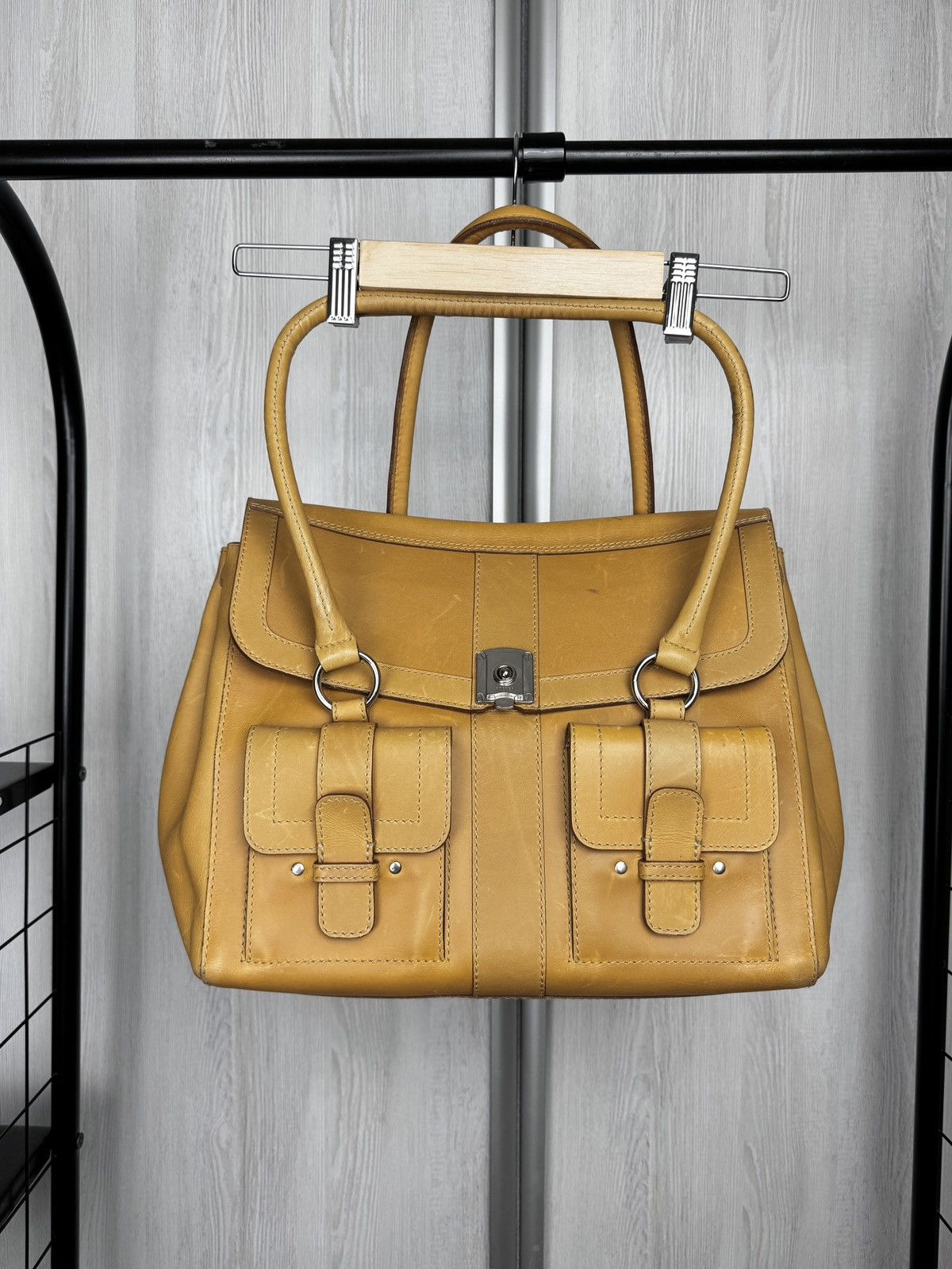 Bogner Bogner Beige Brown Genuine Leather Satchel Shoulder bag Size ONE SIZE - 1 Thumbnail