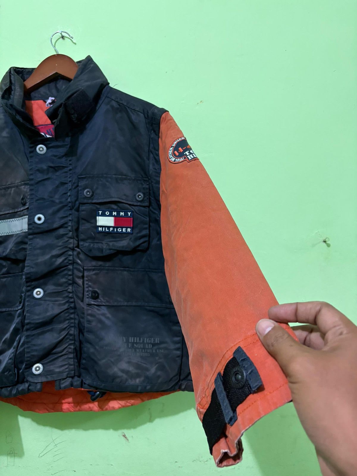 Tommy Hilfiger × Vintage VTG 90 Tommy Hilfiger Rescue Squad Jacket Foul Weather issue Size US M / EU 48-50 / 2 - 3 Thumbnail