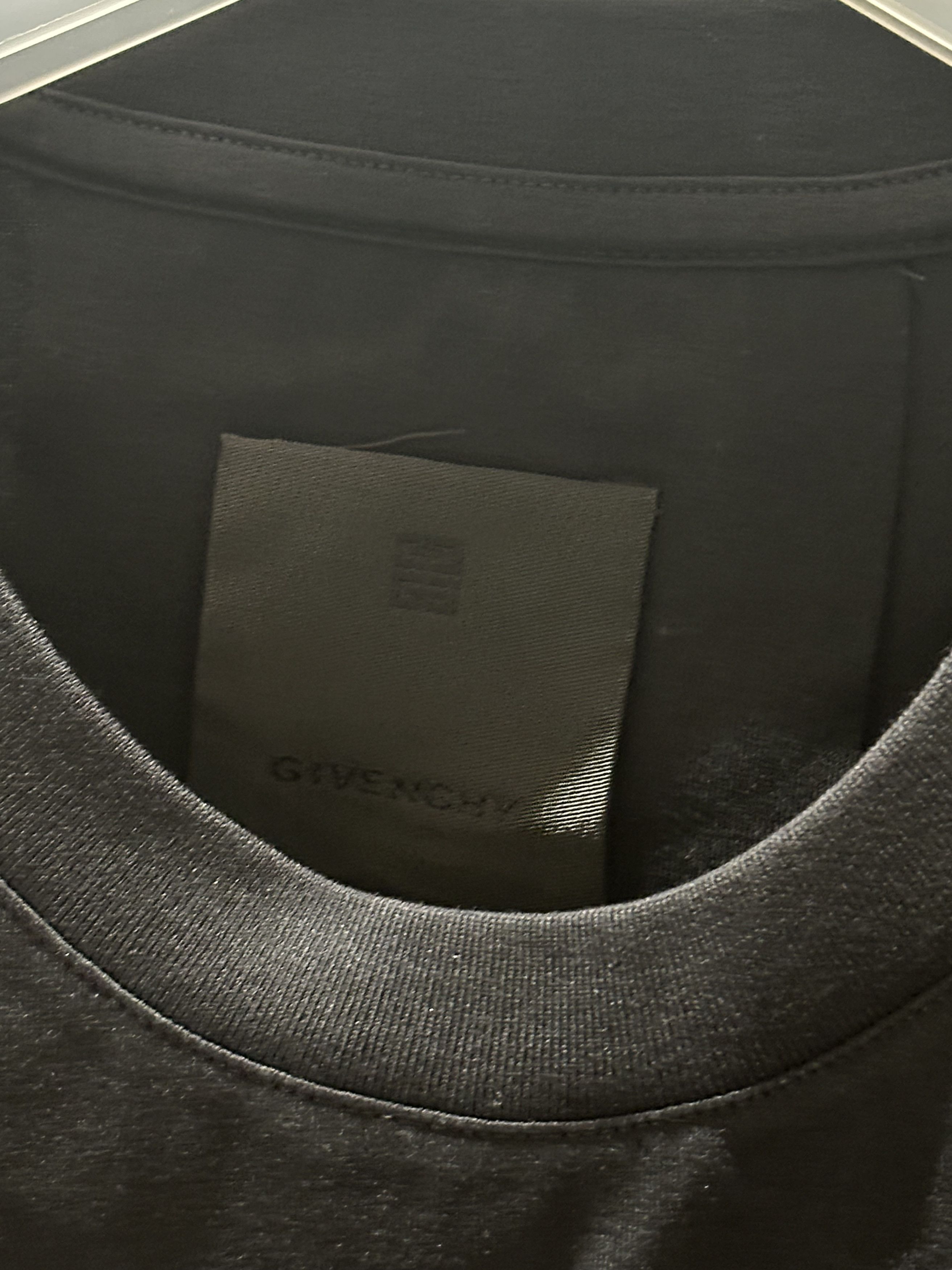 Givenchy Givenchy Printed Logo T Shirt Size US M / EU 48-50 / 2 - 5 Thumbnail