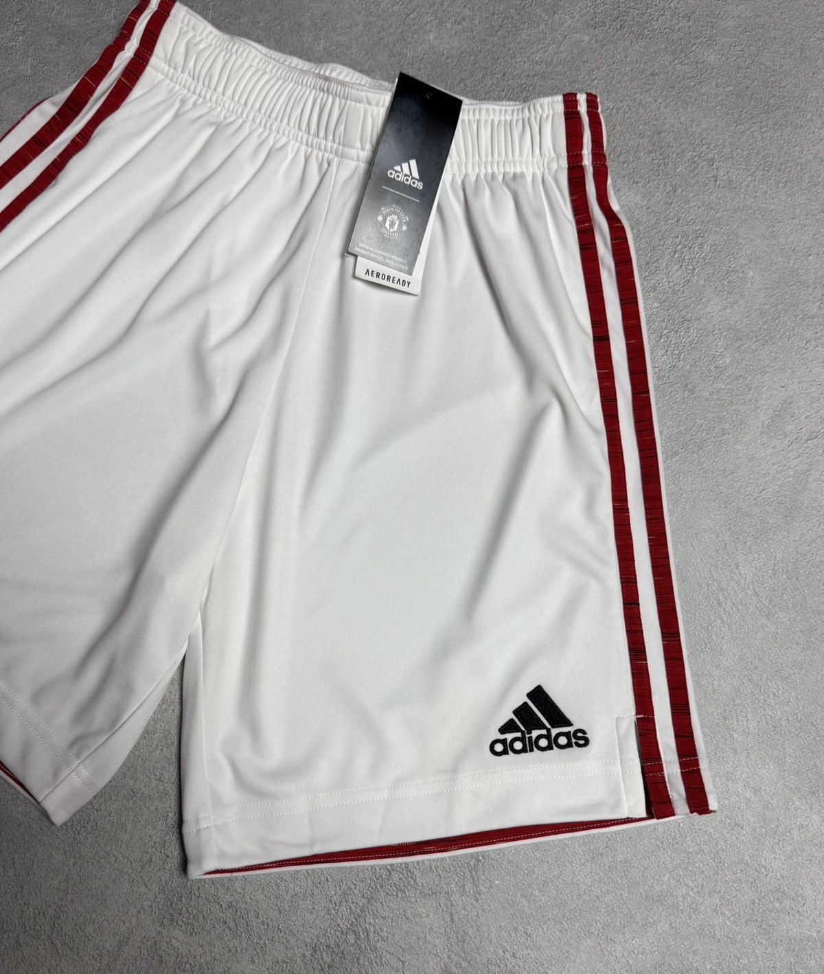 Other Manchester United 2020 2021 Home Football Shorts Adidas Size US 30 / EU 46 - 6 Thumbnail
