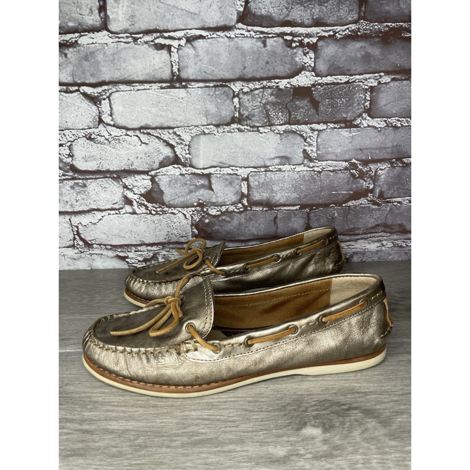 FRYE Quincy Tie Leather Metallic Deck Shoes Gold Boat Shoes