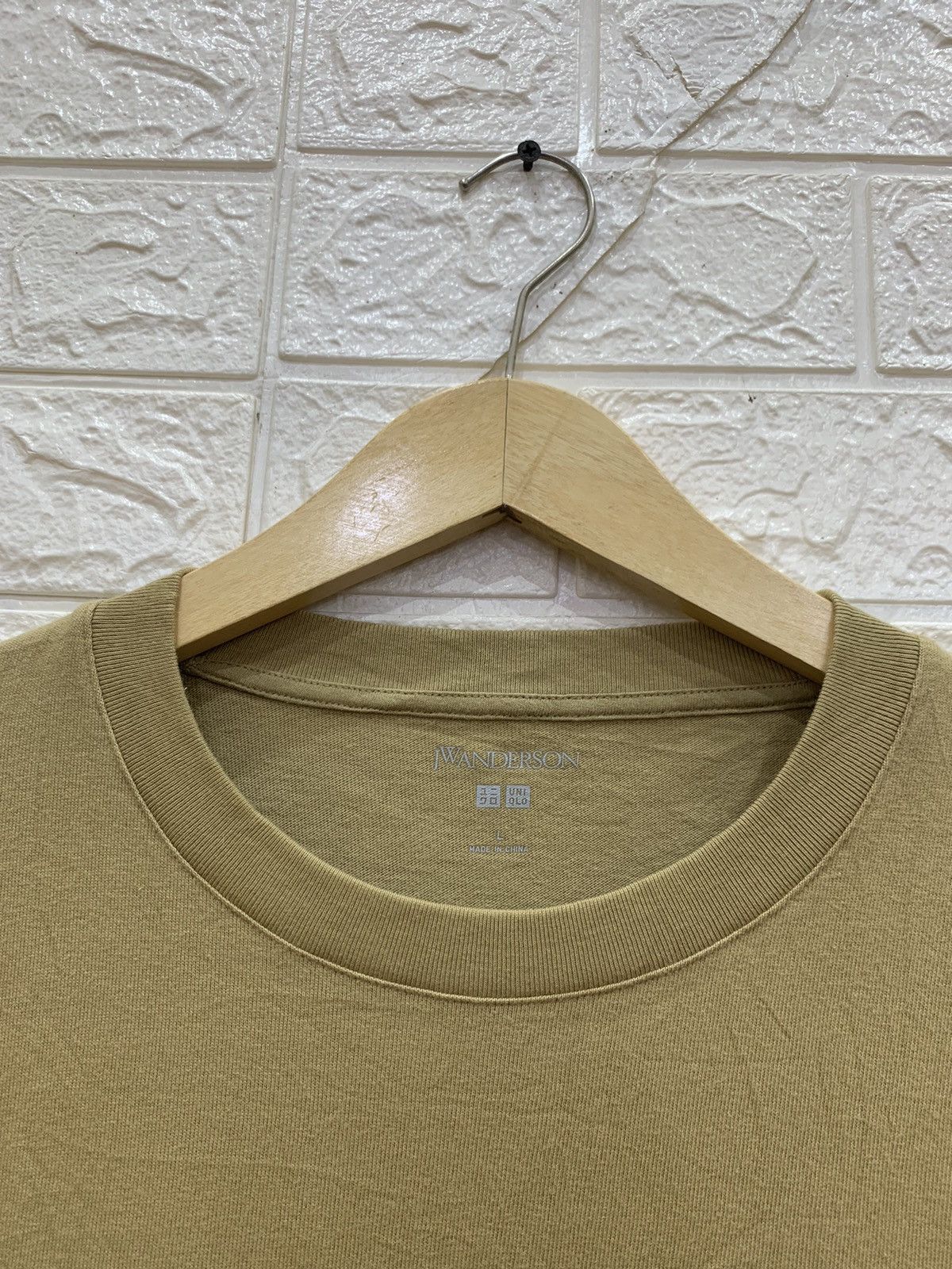 JW Anderson × Japanese Brand × Uniqlo Jw anderson x Uniqlo contrast stitch pocket t shirt Size US L / EU 52-54 / 3 - 5 Thumbnail
