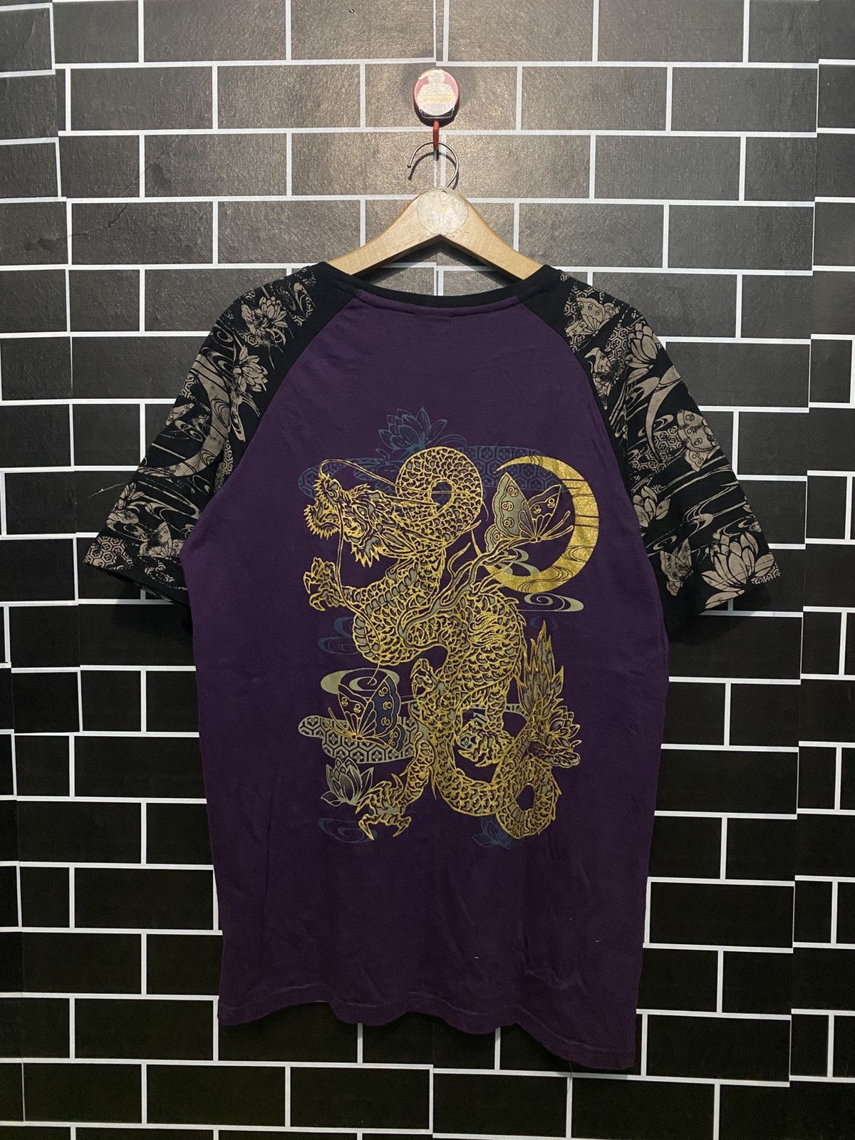Japanese Brand Vintage DBLD Traditional Design Sukajan Tshirt Size US L / EU 52-54 / 3 - 4 Thumbnail