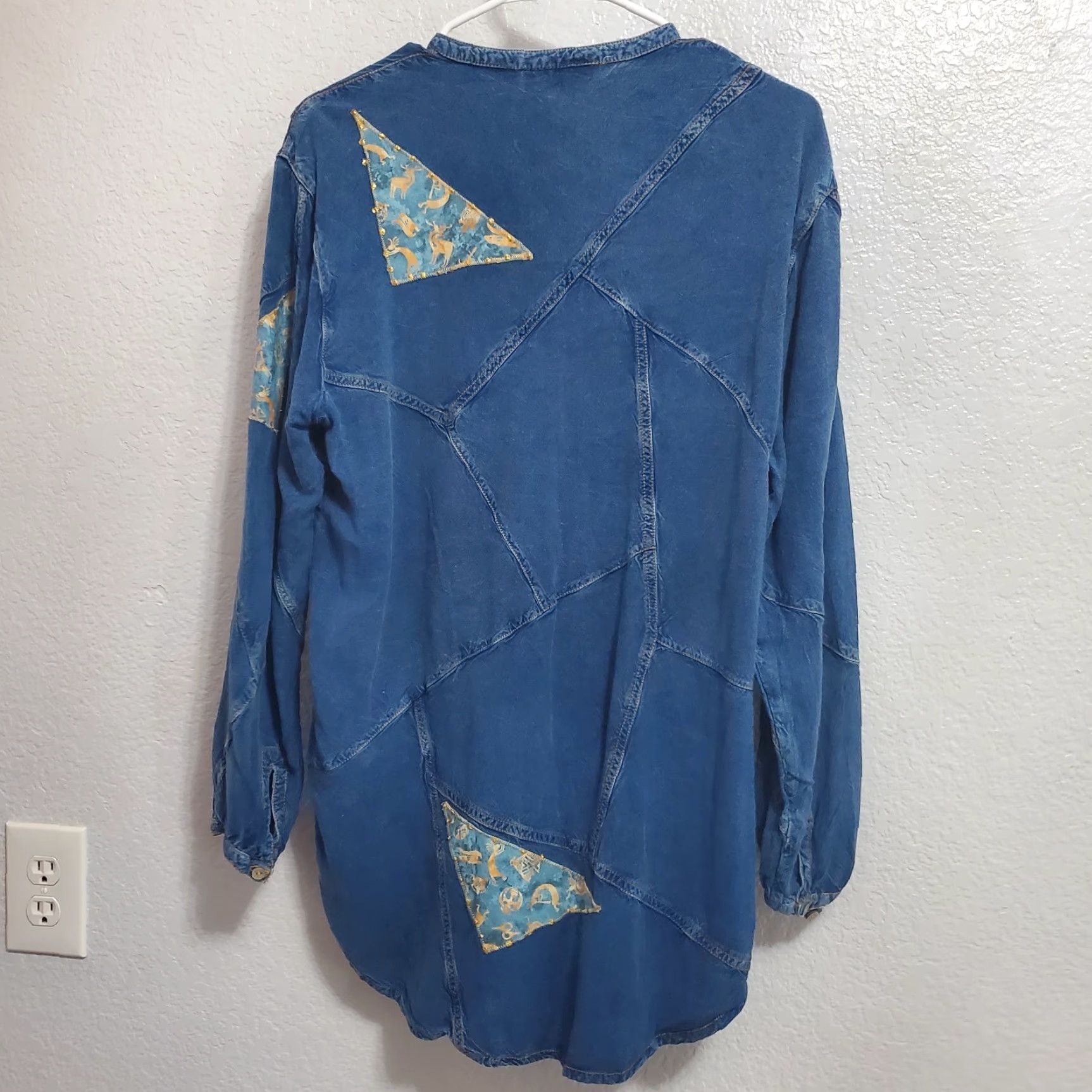 Vintage Sacred Threads Shirt Women M Blue Chambray Patchwork Southwestern Oversized Button Up Kokopelli Rhinestone Size M / US 6-8 / IT 42-44 - 2 Thumbnail