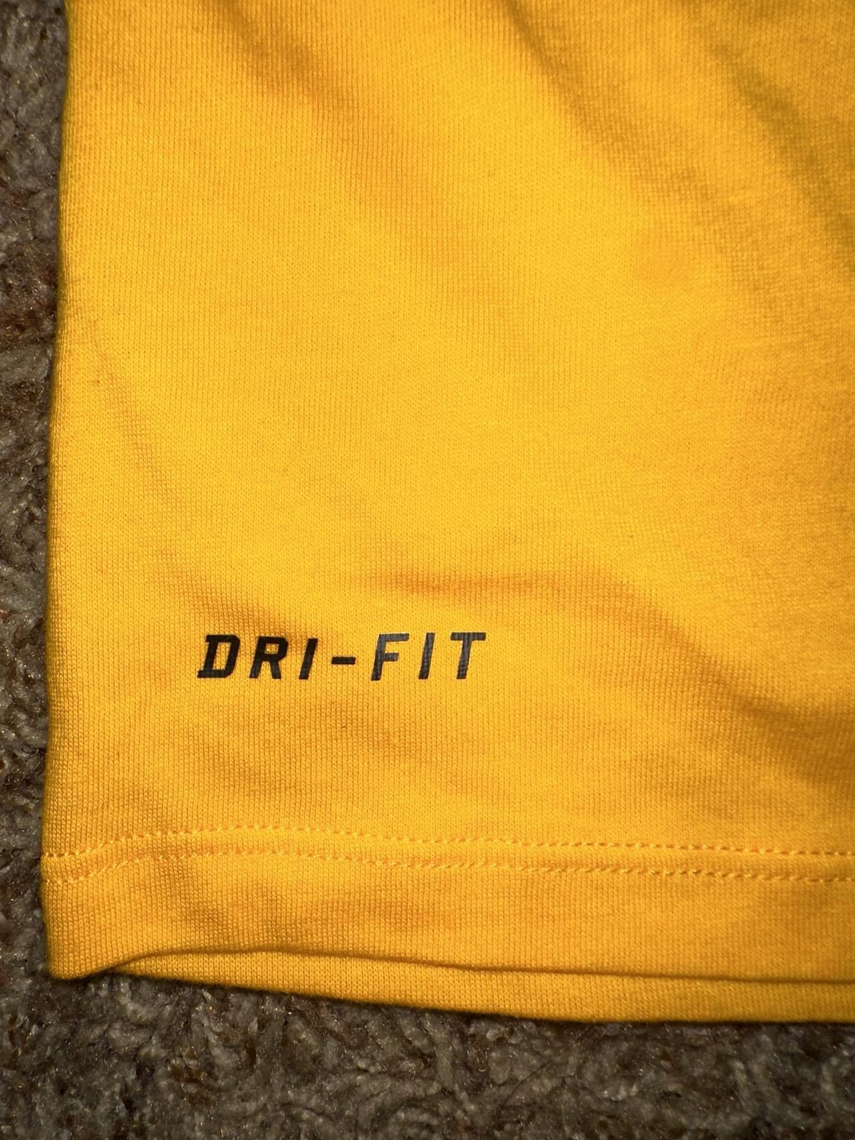 Nike Nike Dri-Fit Ninja Skull Graphic Yellow Shirt 2016 Size US XL / EU 56 / 4 - 2 Thumbnail