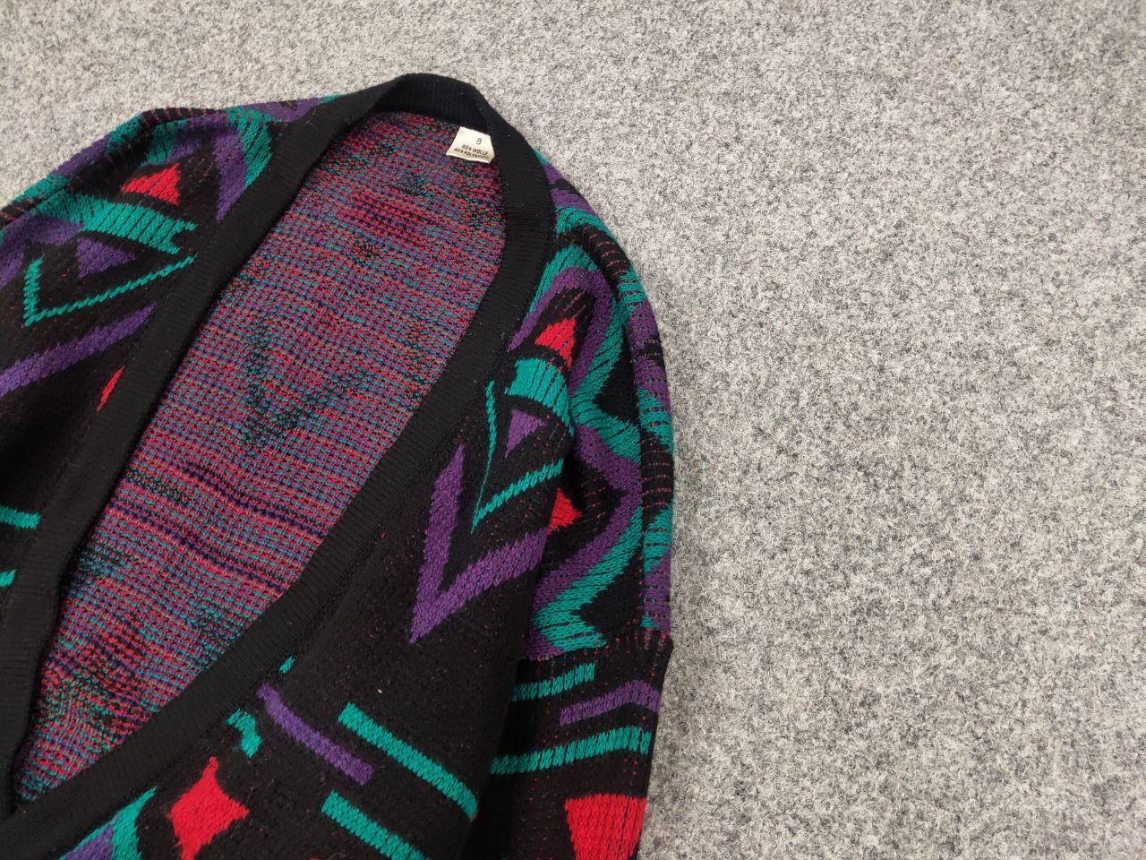 Japanese Brand Vintage 90's Japan style geometric knit Sweater Cardigan Size US L / EU 52-54 / 3 - 4 Thumbnail