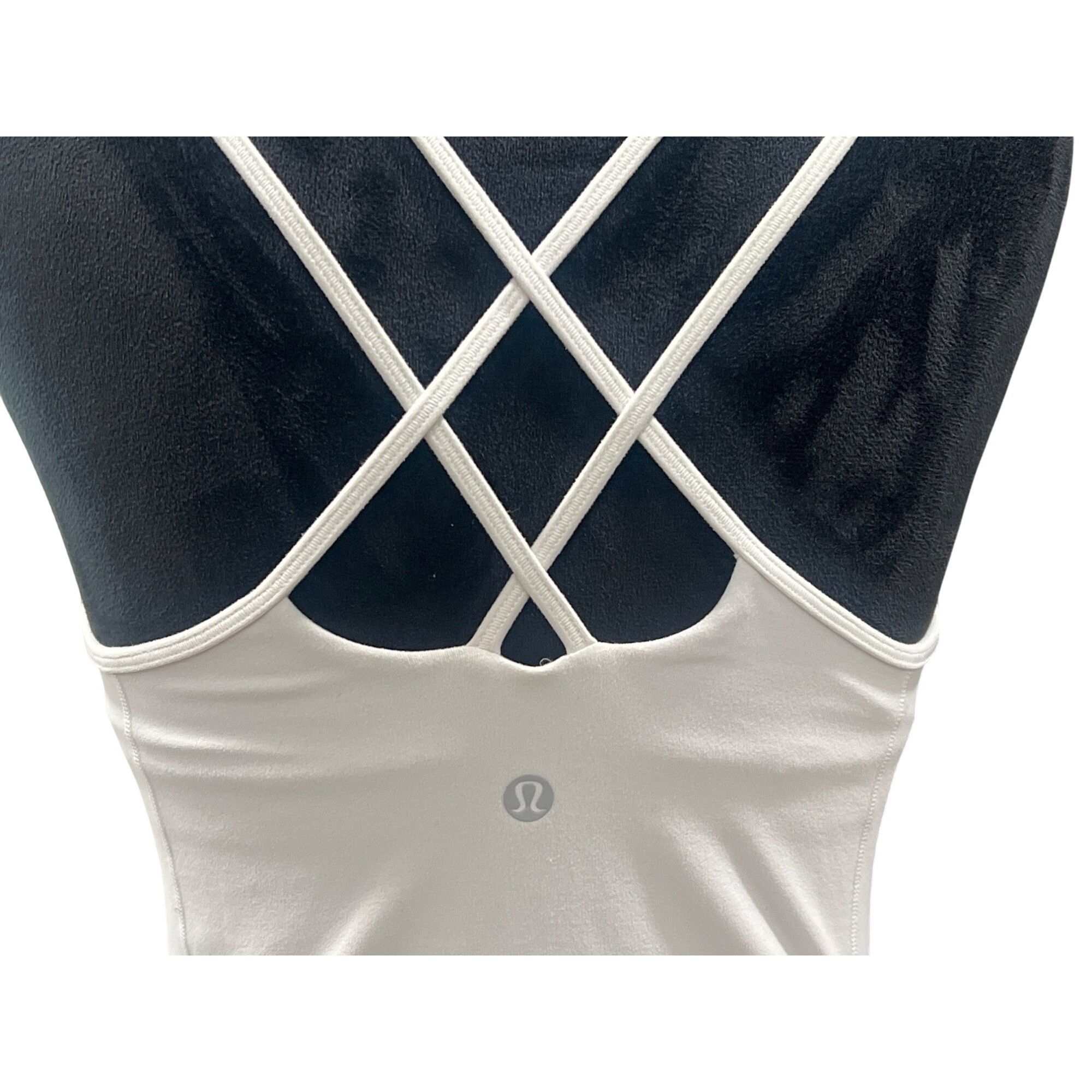 Lululemon Lululemon Free To Be Tank *NuluWhite Size 6 Size M / US 6-8 / IT 42-44 - 5 Thumbnail