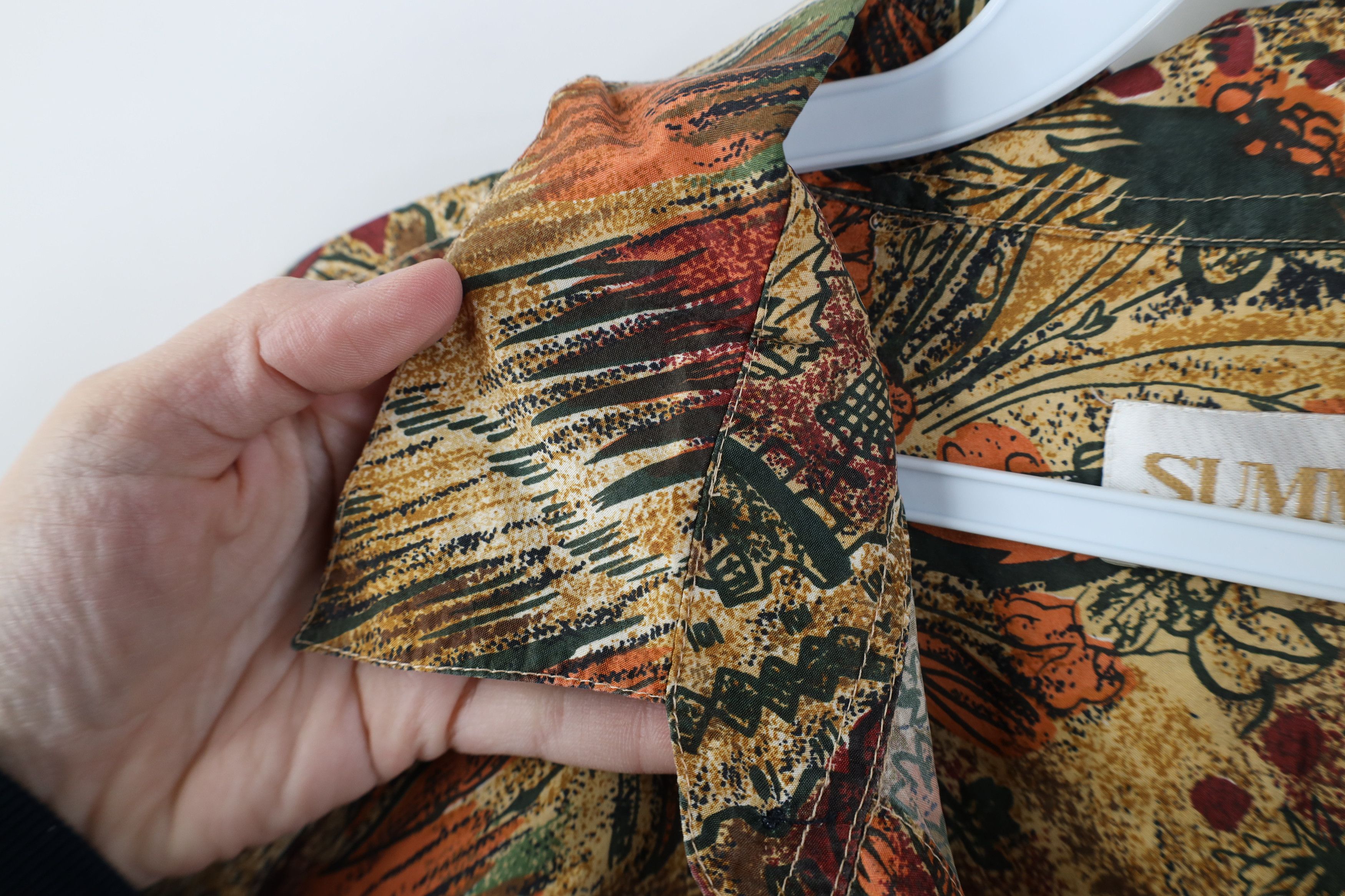 Vintage Vintage 90s Streetwear Silk Baggy Collared Button Shirt Size US L / EU 52-54 / 3 - 9 Thumbnail