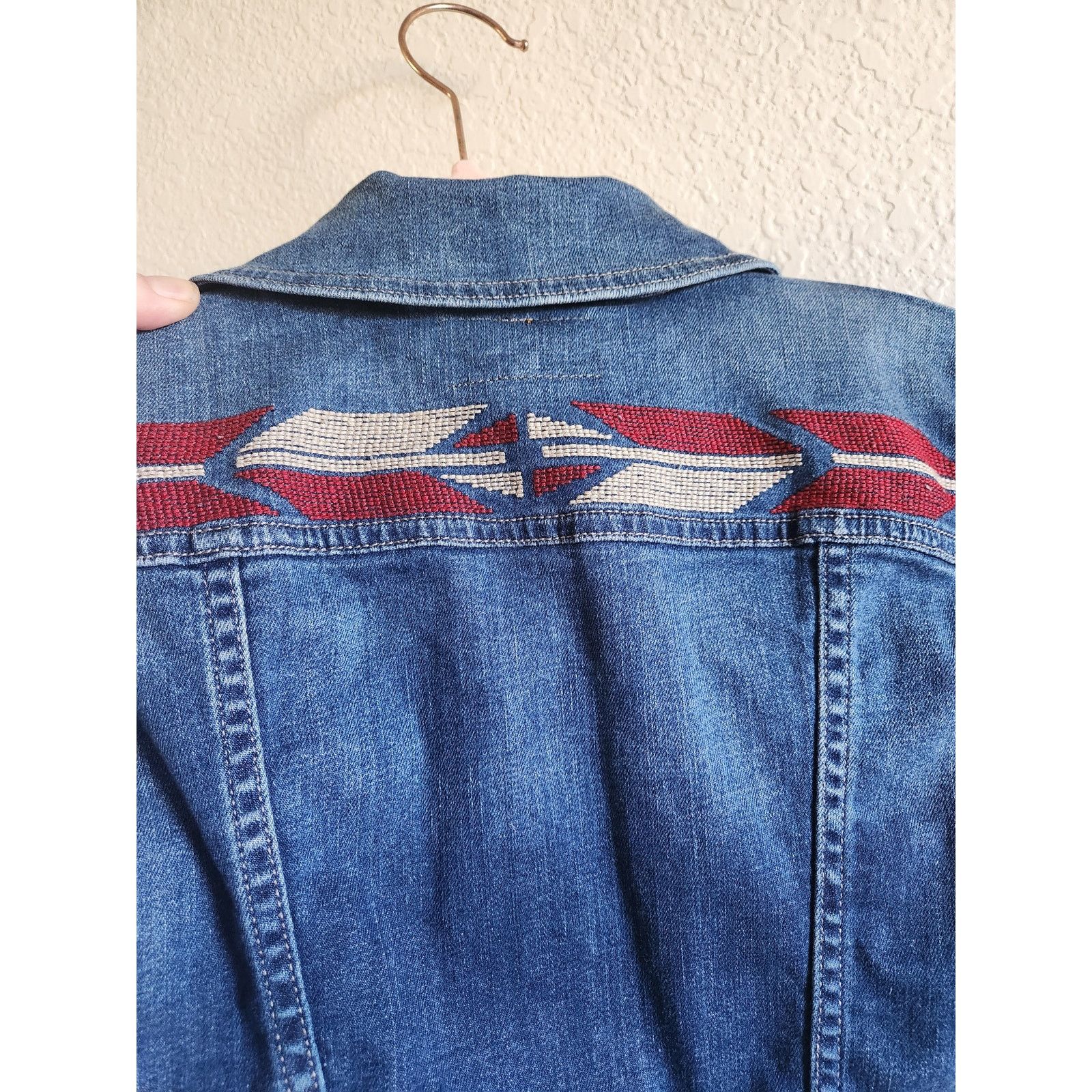 Levi's Levi's Women Embroidered Western Denim Jacket-Sm Size S / US 4 / IT 40 - 2 Thumbnail