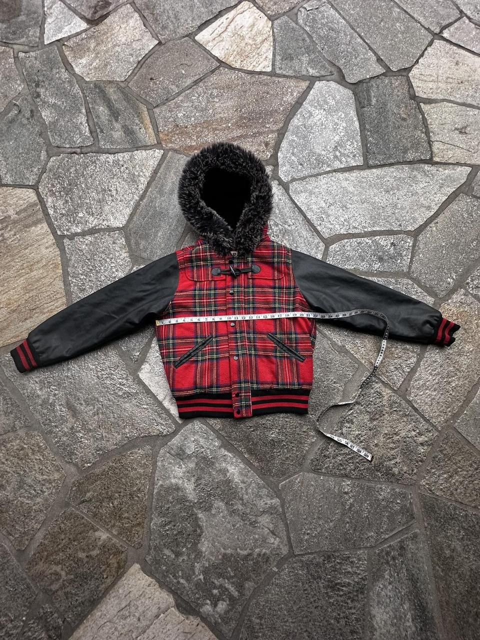 Smoke Rise Red plaid varsity jacket with fur hood and leather sleeves. Size S / US 4 / IT 40 - 4 Thumbnail