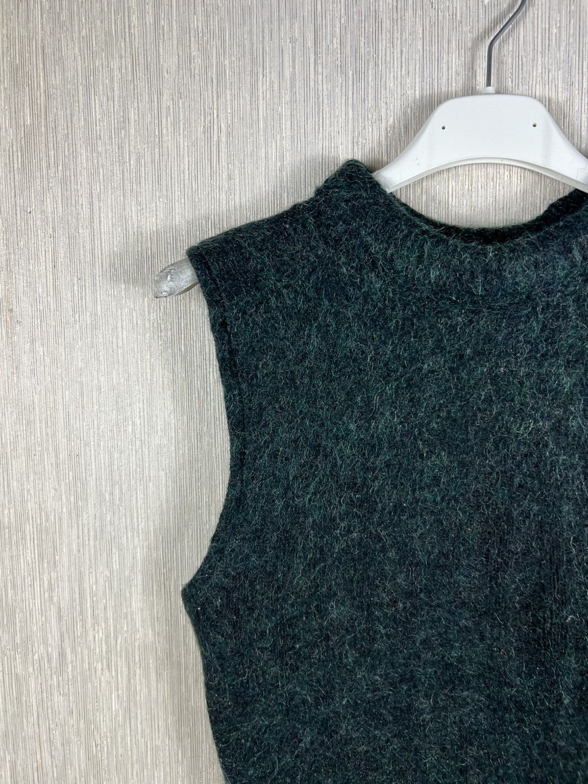 Acne Studios Acne studios wool mohair dark green vest sweater sleeveless Size S / US 4 / IT 40 - 4 Thumbnail
