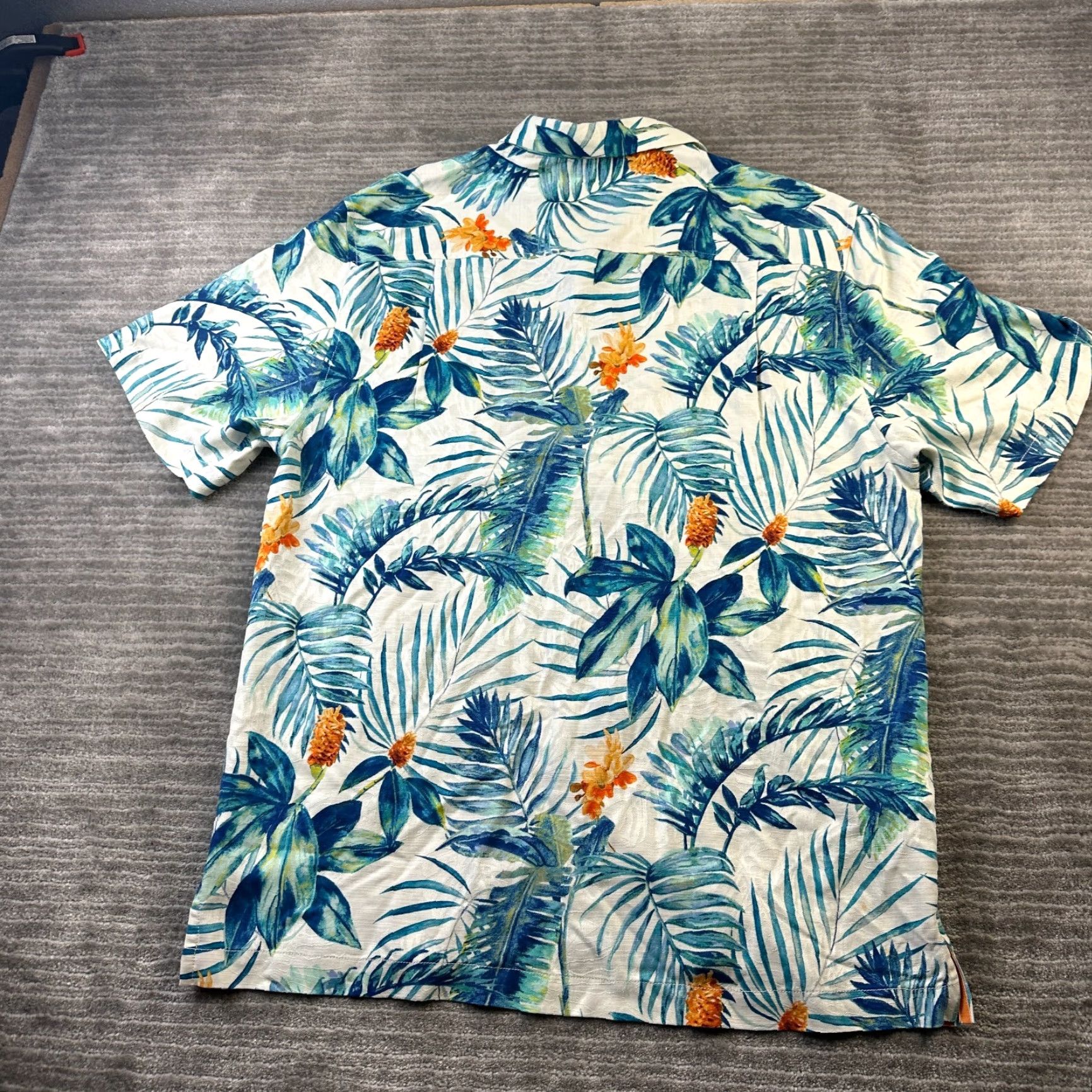 Tommy Bahama Tommy Bahama Shirt Mens Medium Green Camp Button Up Silk Palms Size US M / EU 48-50 / 2 - 2 Thumbnail