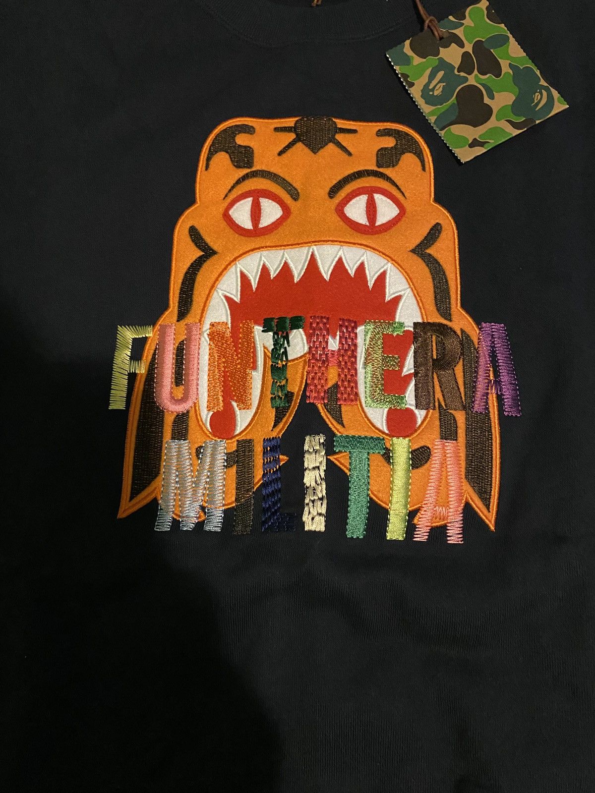 Bape Men’s bape tiger embroidery crewneck navy Size US M / EU 48-50 / 2 - 3 Thumbnail