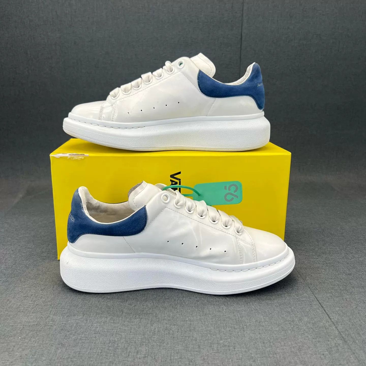 Alexander McQueen Alexander McQueen Blue Suede 39.5 Size US 9 / IT 39 - 3 Thumbnail