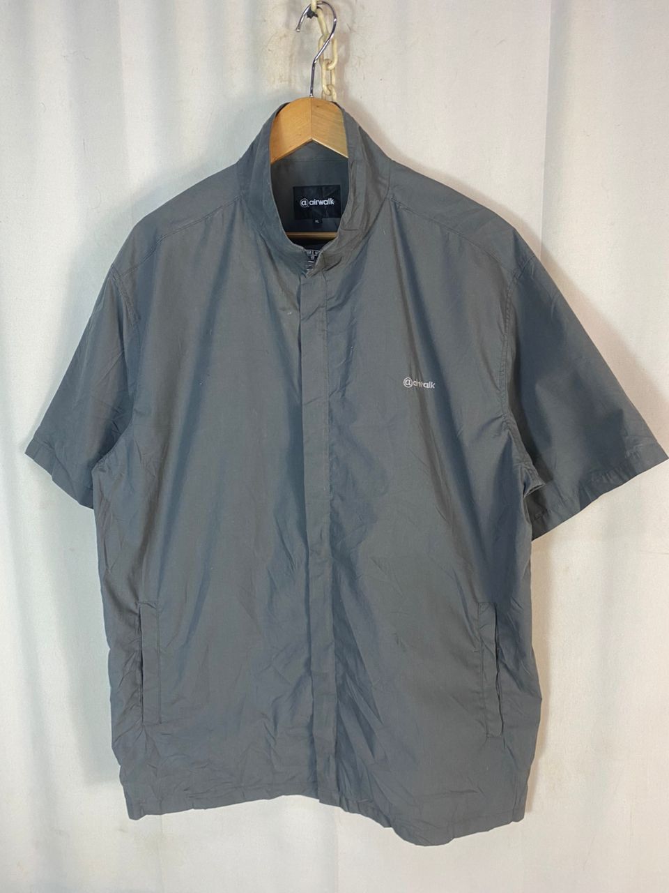 Airwalk Airwalk small spellout zipper shirt Size US XL / EU 56 / 4 - 1 Thumbnail