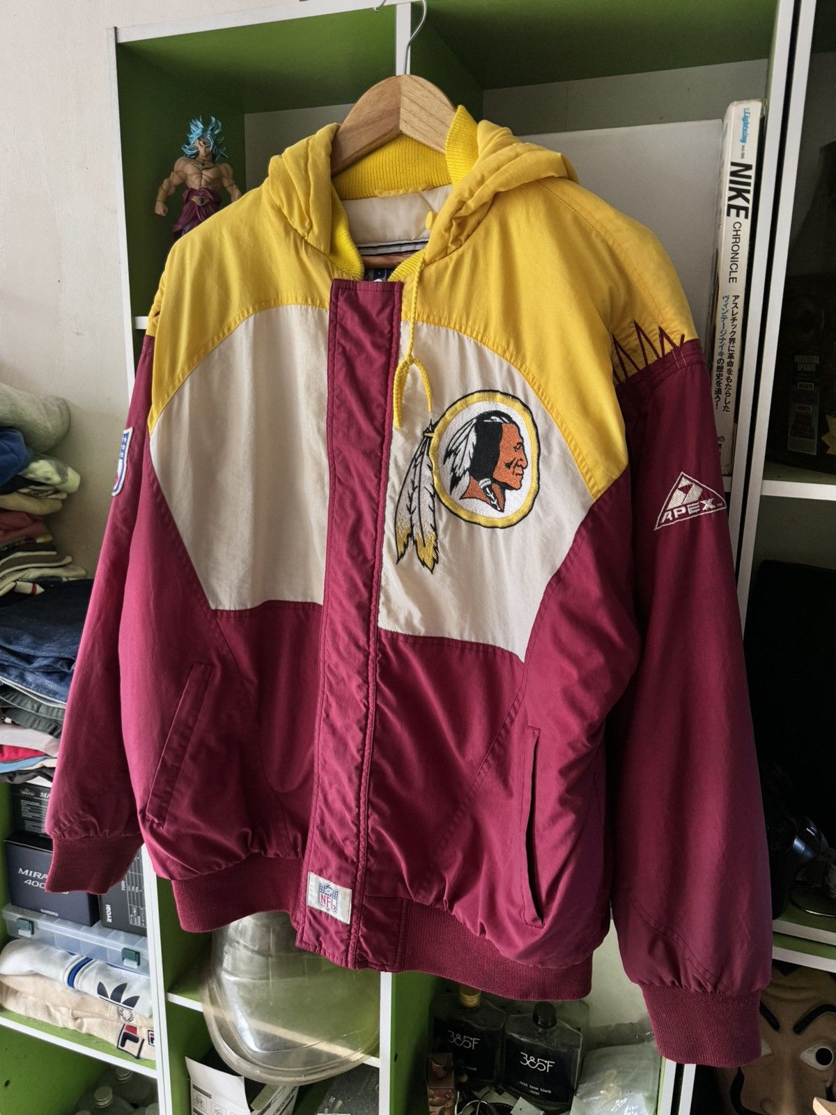 image of Vintage 90's Nfl Team Red Skins Jacket With Hood Spellout, Men's (Size Large)