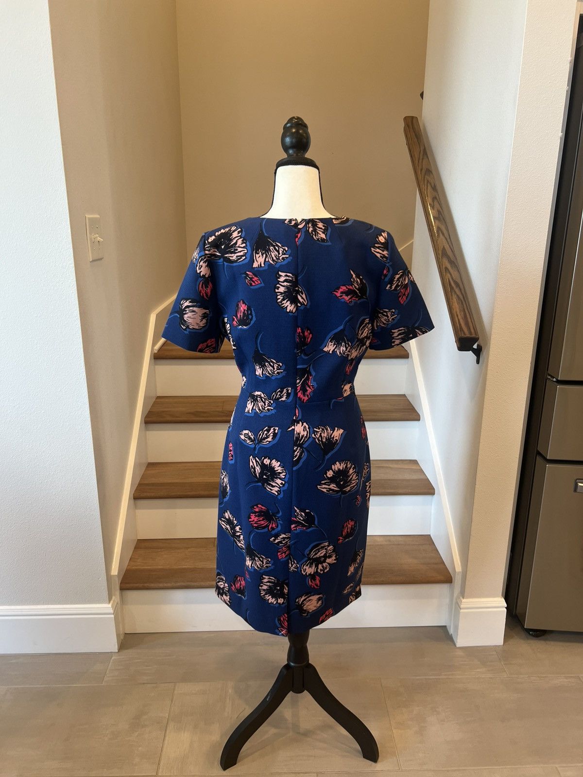 J.Crew J. Crew Sheath Dress With Flowers Size 10 Size L / US 10 / IT 46 - 3 Thumbnail