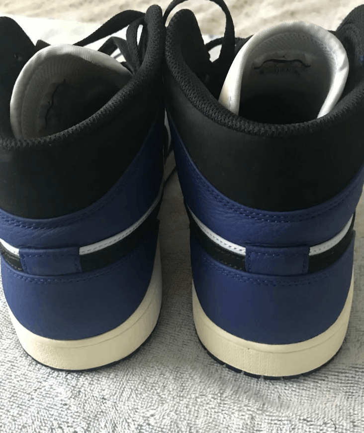Nike Nike Air Jordan 1 Retro Mid SE 'Deep Royal Blue' 2018 Size US 10 / EU 43 - 3 Thumbnail
